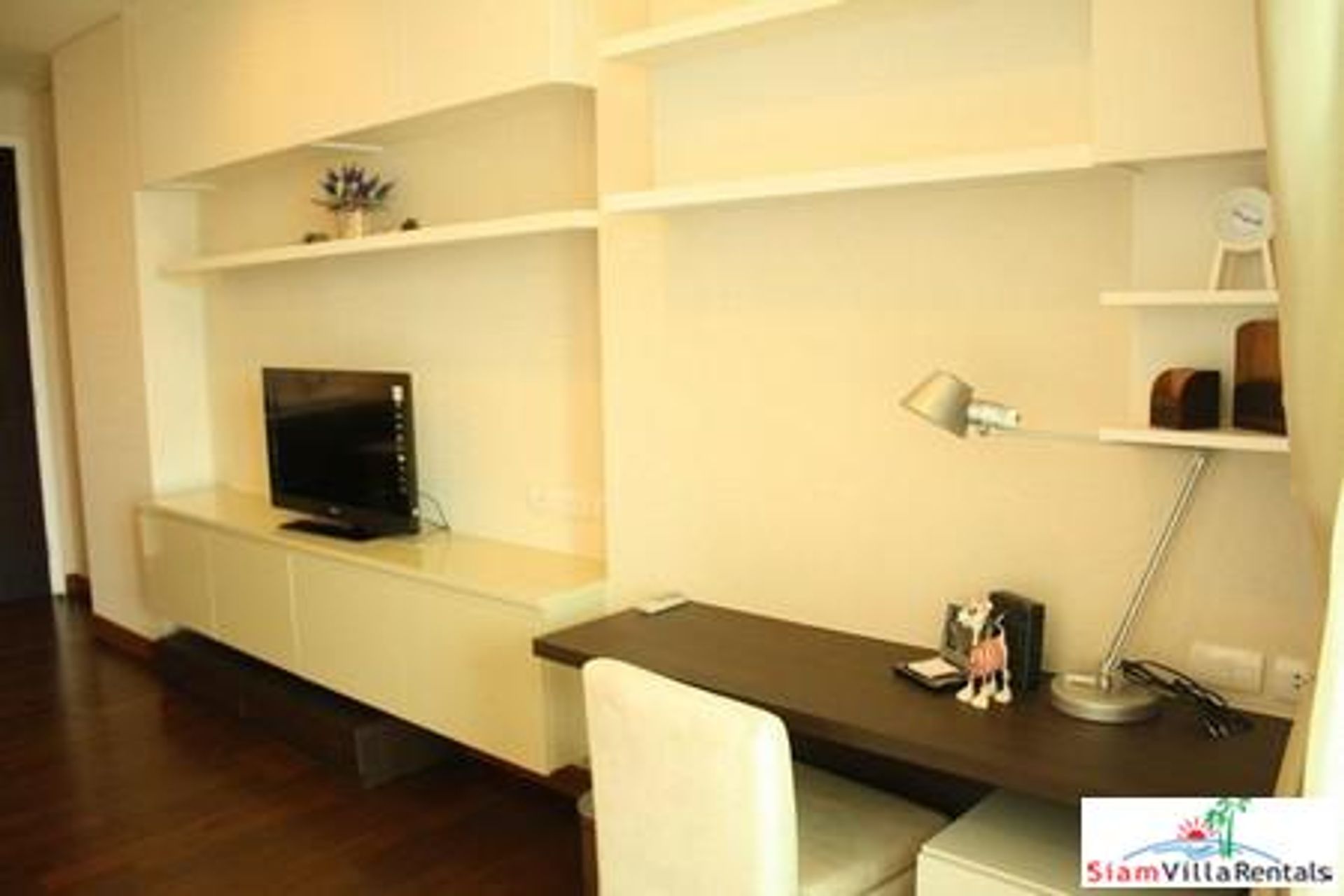 Condominium in Watthana, Krung Thep Maha Nakhon 11124730