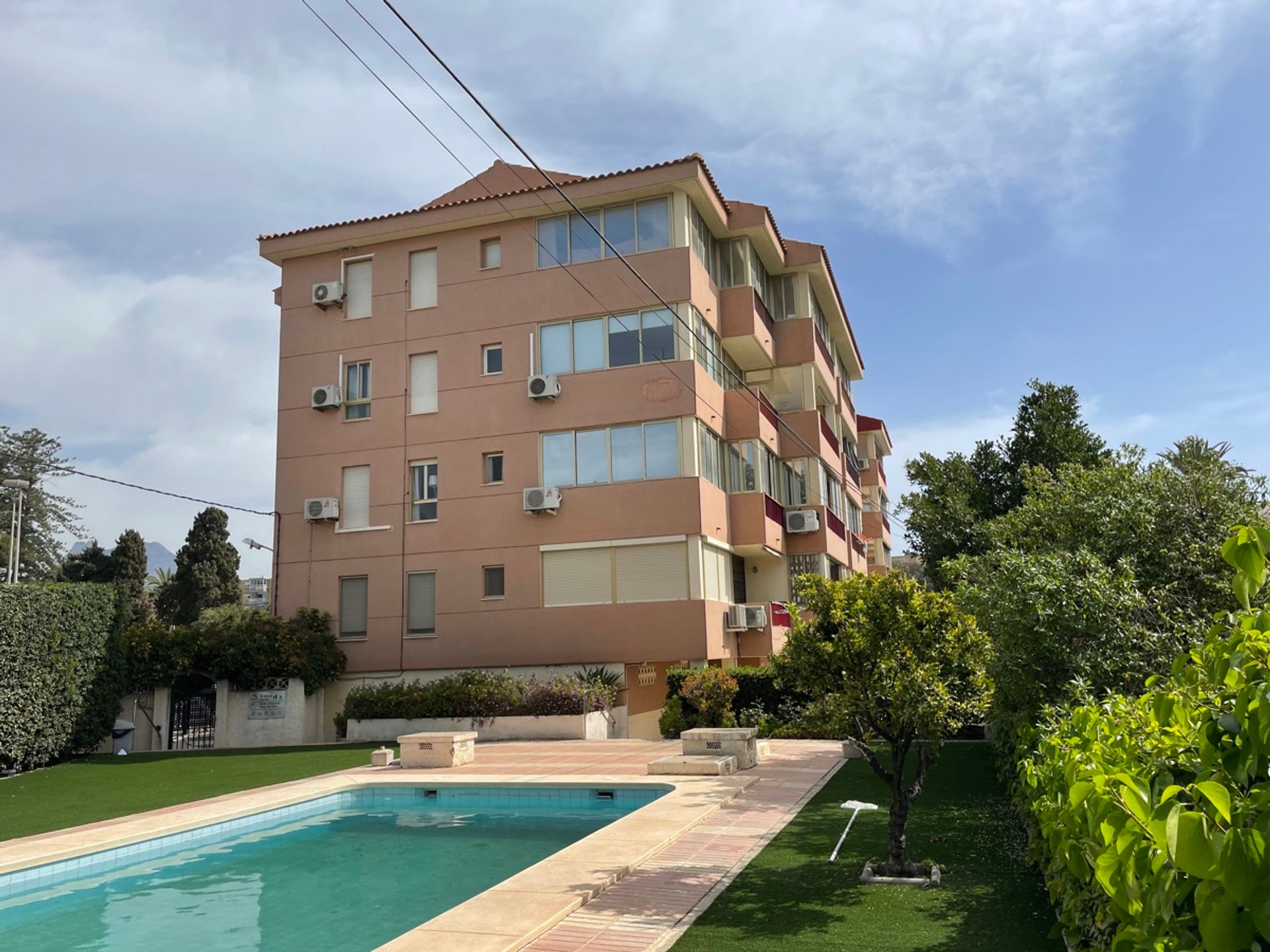 Condominium in Villajoyosa, Valencia 11124745