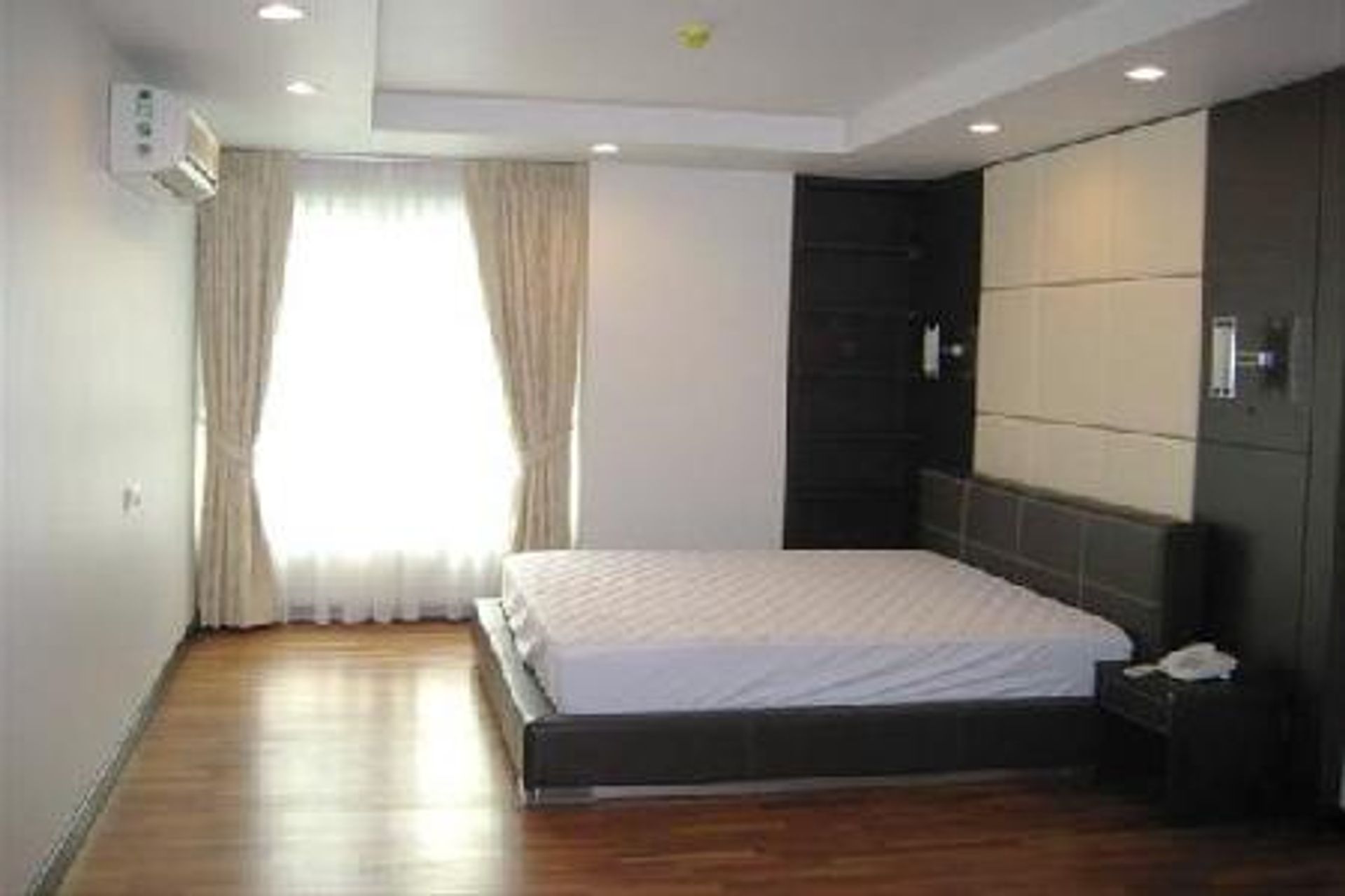 Condominium in Watthana, Krung Thep Maha Nakhon 11124816