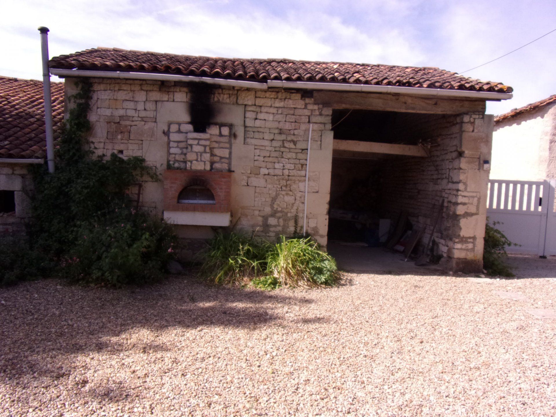 casa en Ruffec, Nouvelle-Aquitaine 11124934