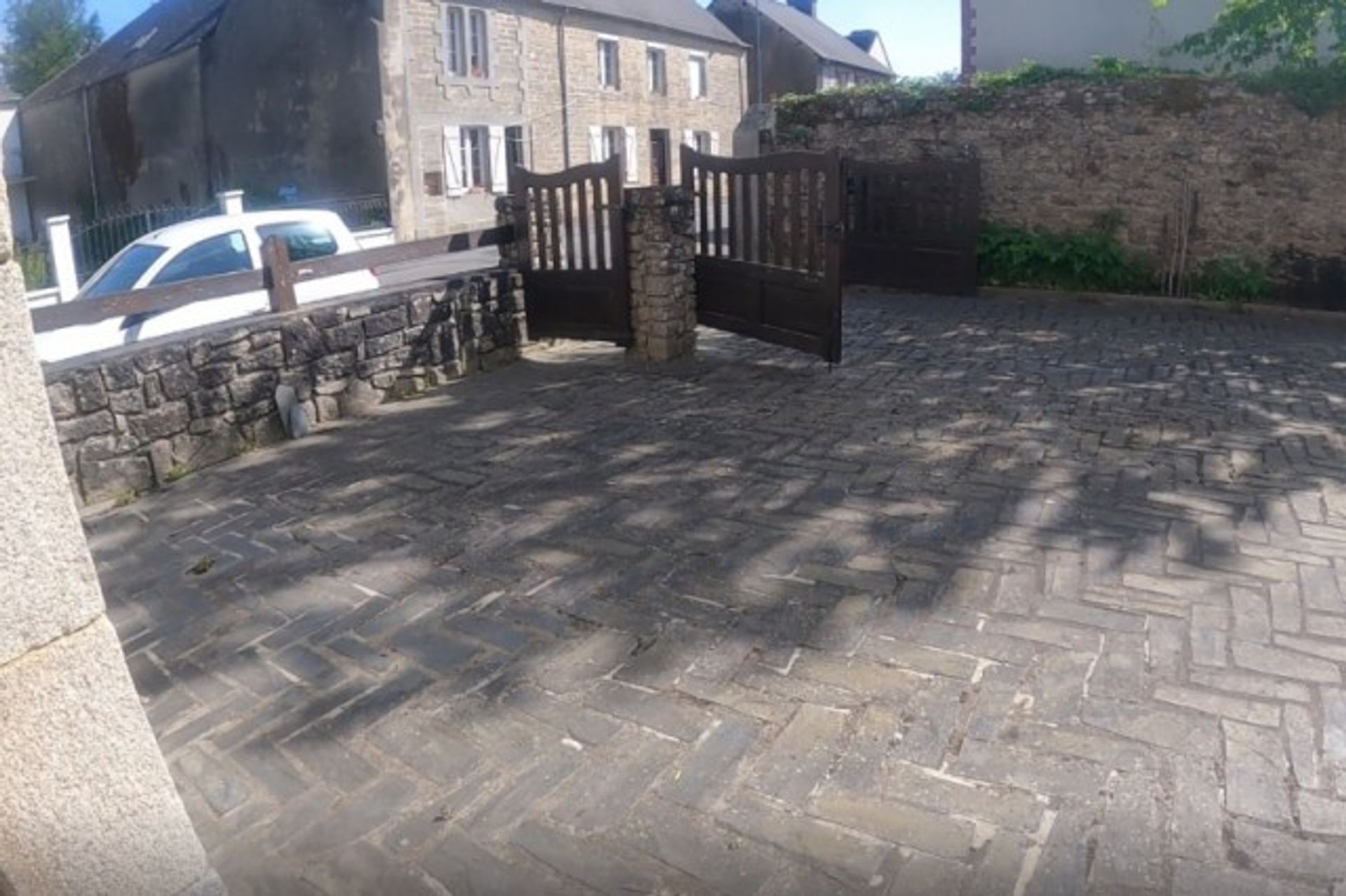 House in La Trinité-Porhoët, Brittany 11124979