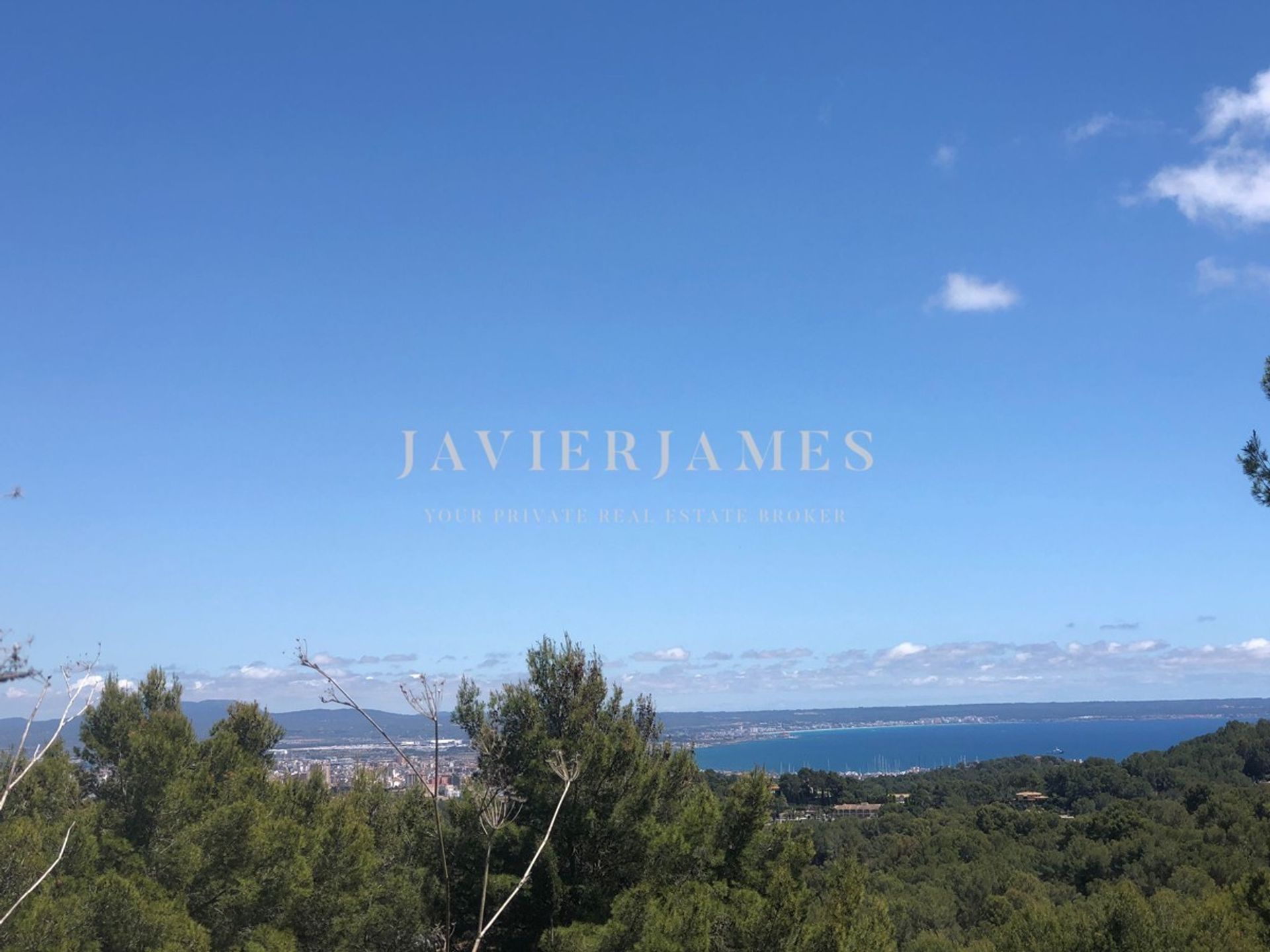 Condominium dans El Terreño, les Îles Baléares 11125254