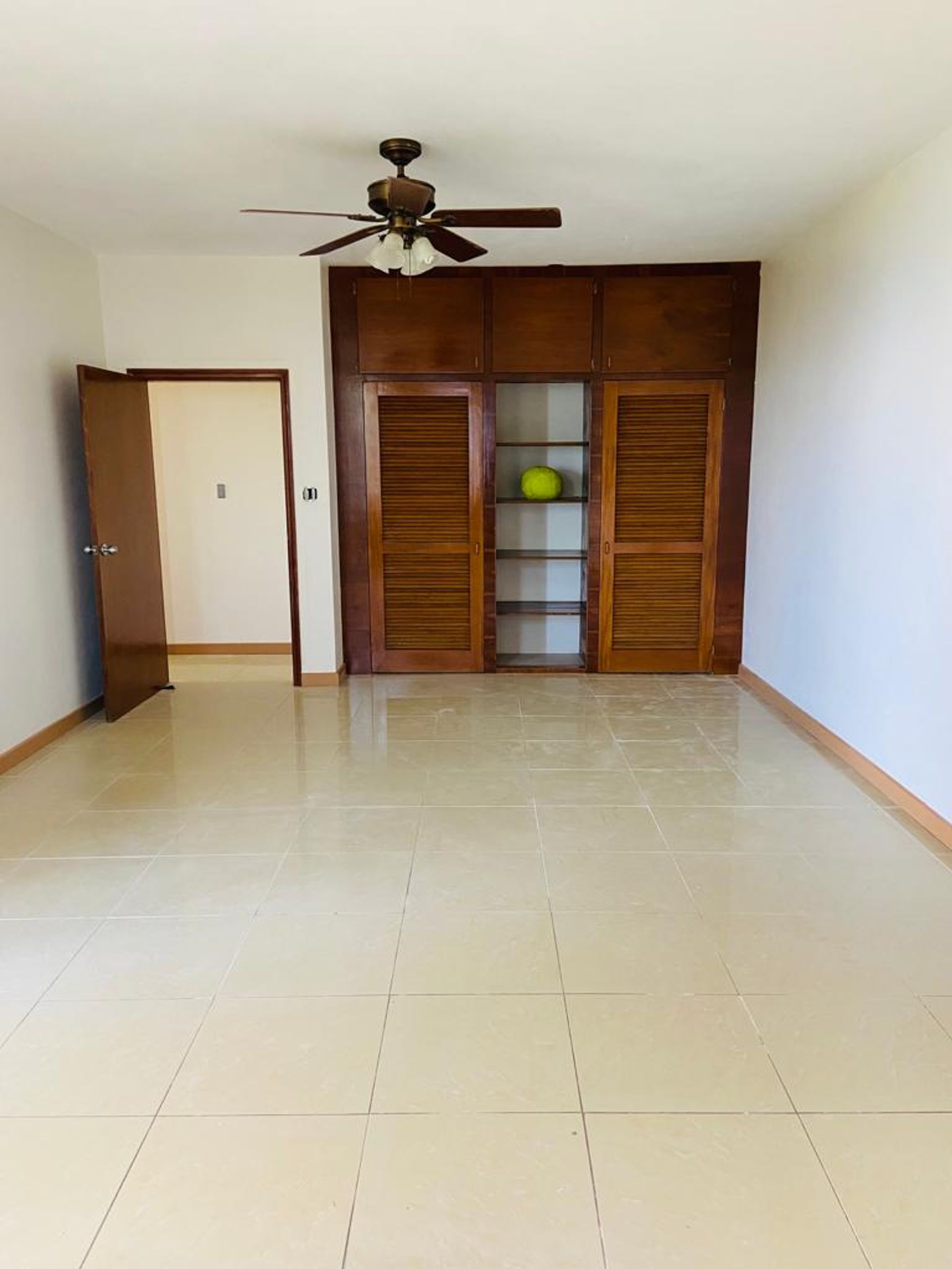 Condominio nel , Tortola 11125533