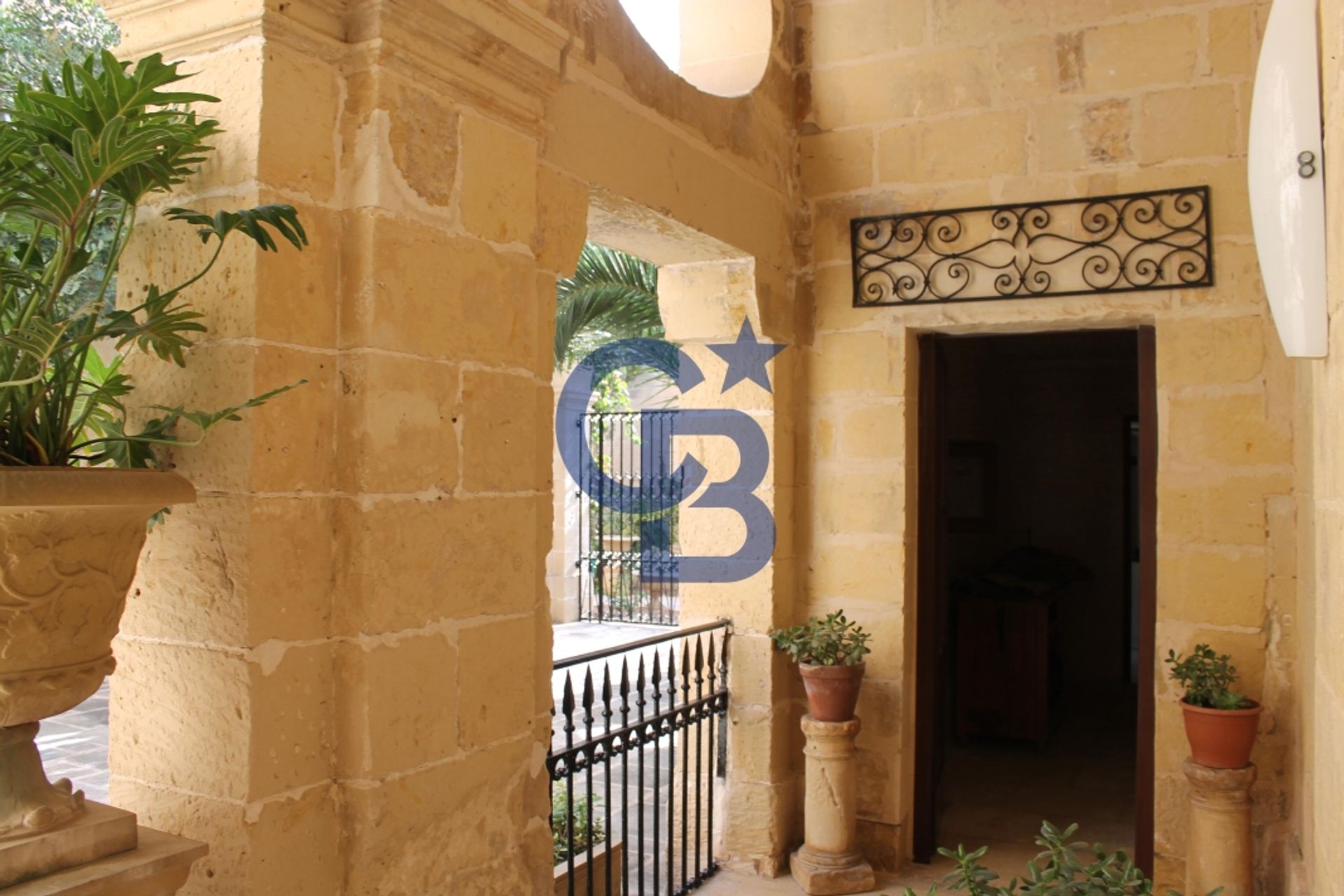 Condominium in Qormi,  11125648