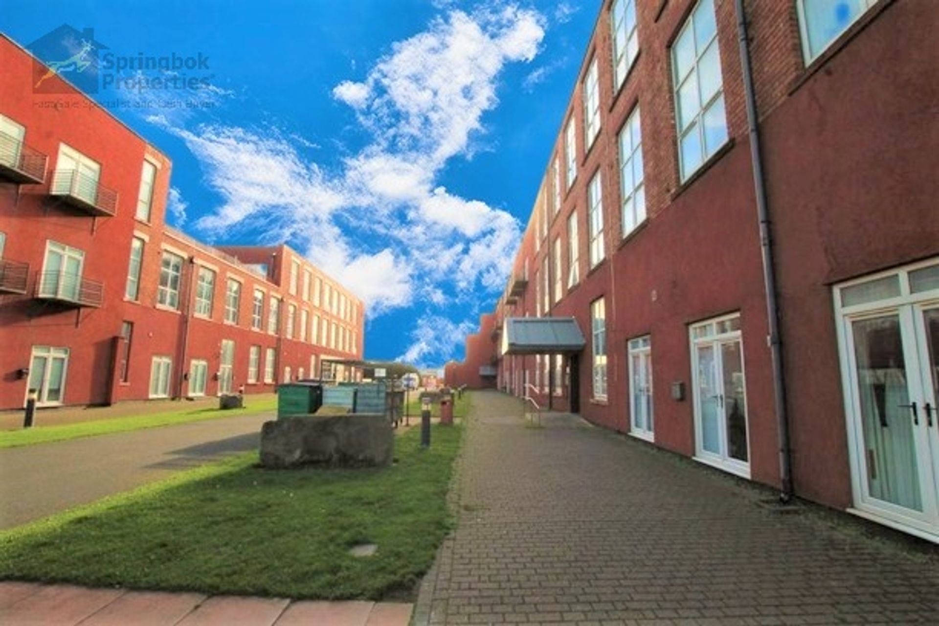 Condominium in Bootle, Sefton 11125789