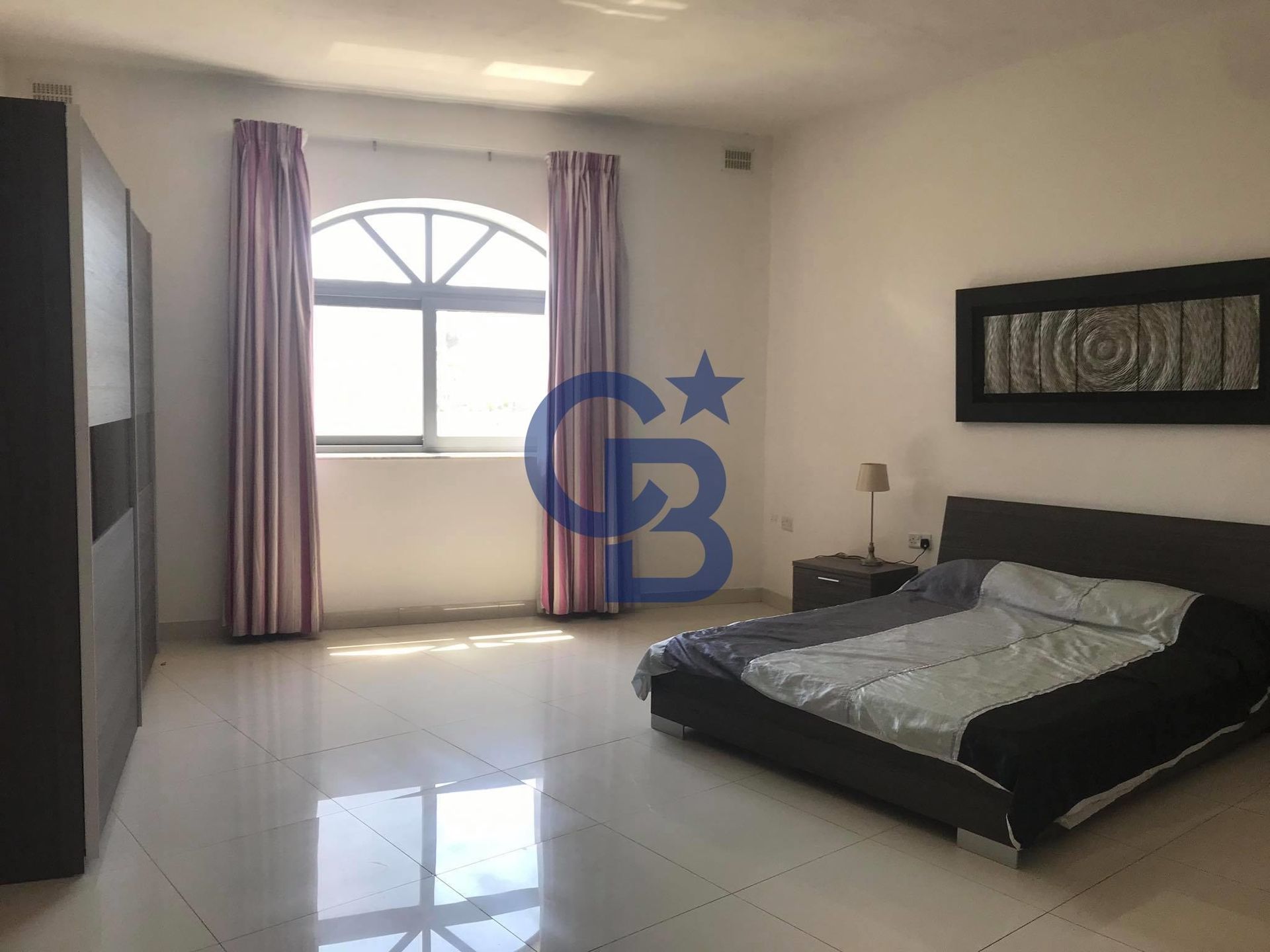 Condominium in San Giljan, San Giljan 11126448