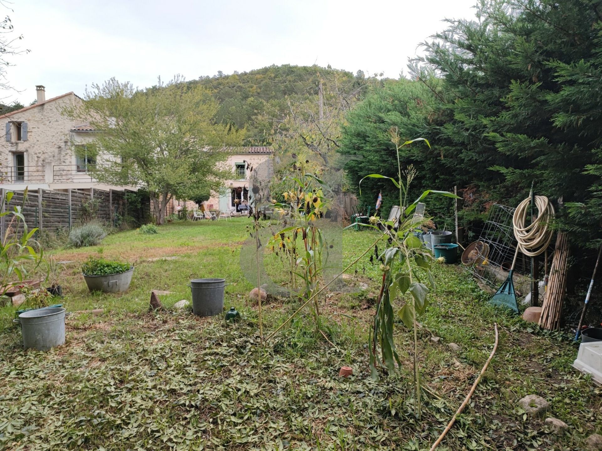 집 에 Dieulefit, Auvergne-Rhône-Alpes 11126988