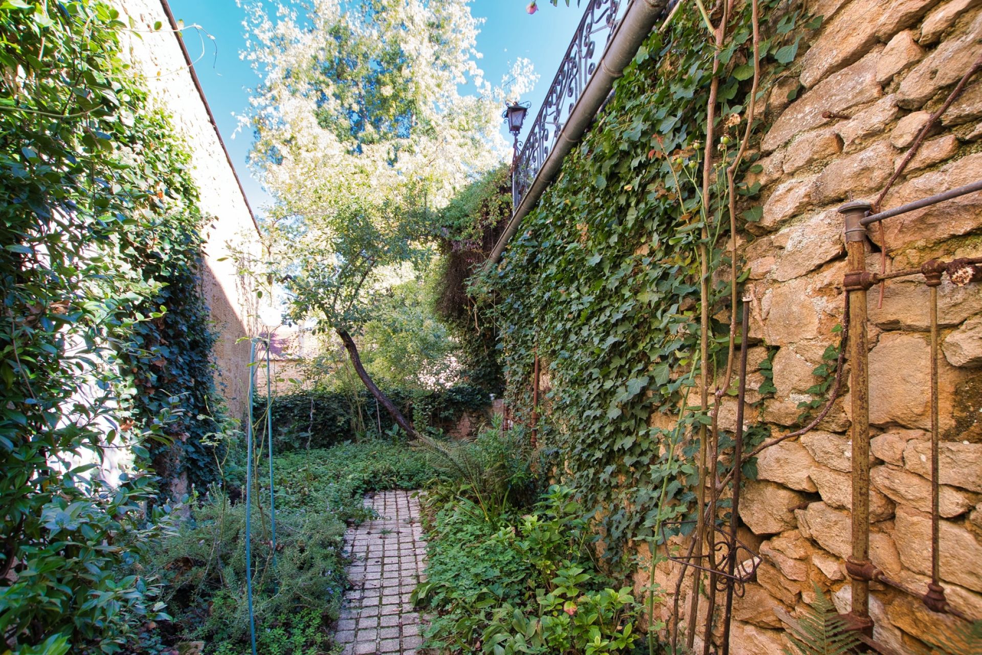 House in Sarlat-la-Canéda, Nouvelle-Aquitaine 11127109