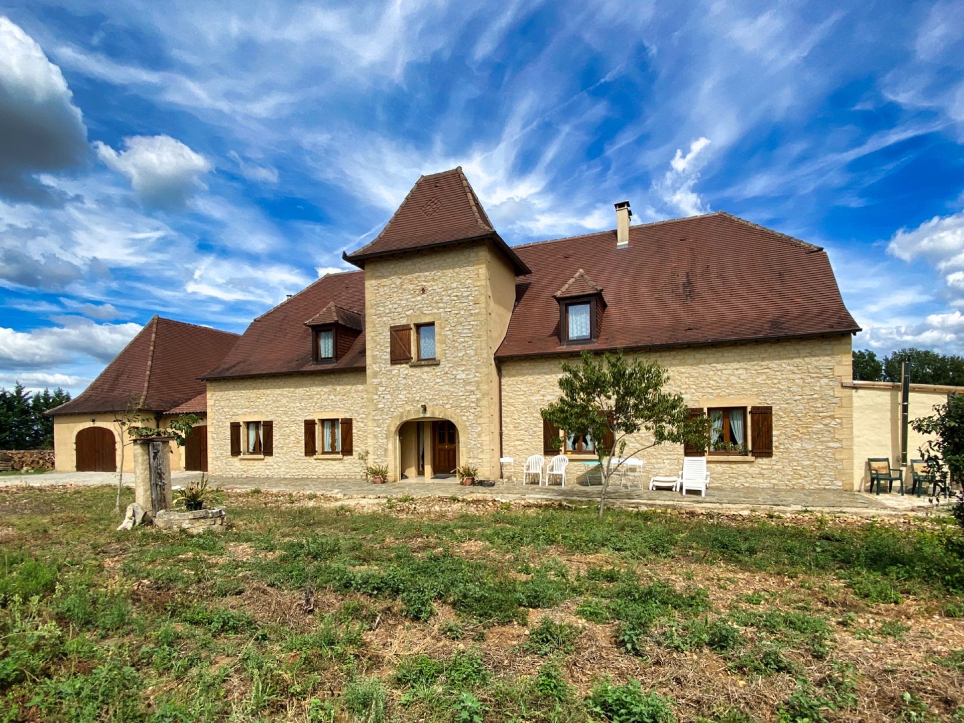 Talo sisään Gourdon, Occitanie 11127154