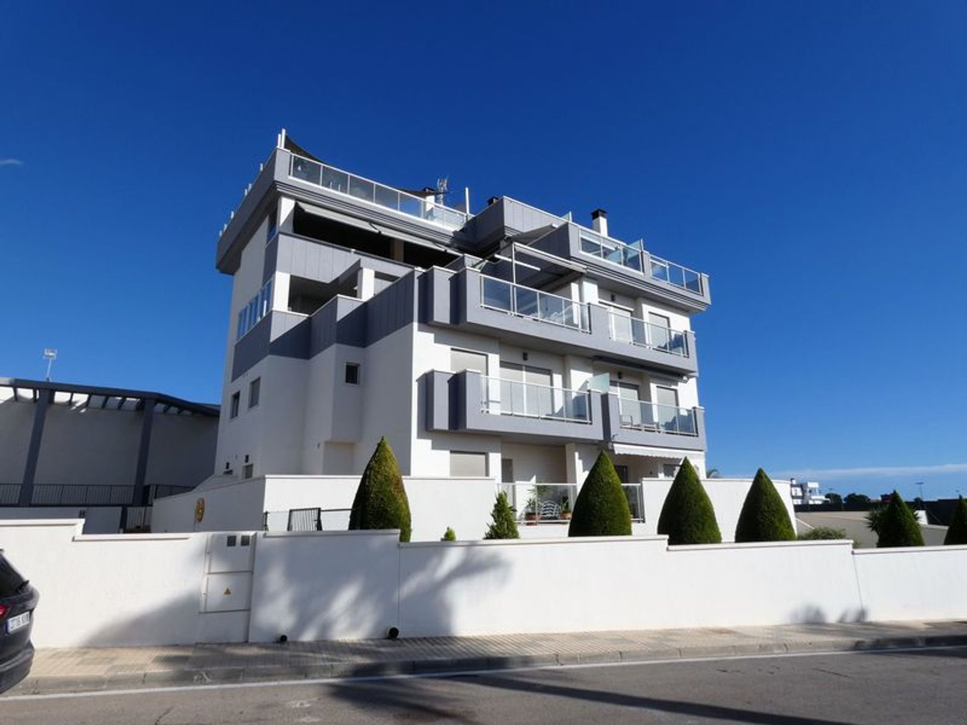 Condominium in Campoamor, Valencia 11128046