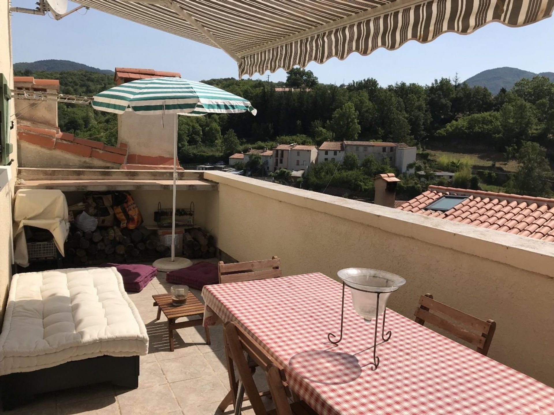 Casa nel Saint-Laurent-de-Cerdans, Occitanie 11128408