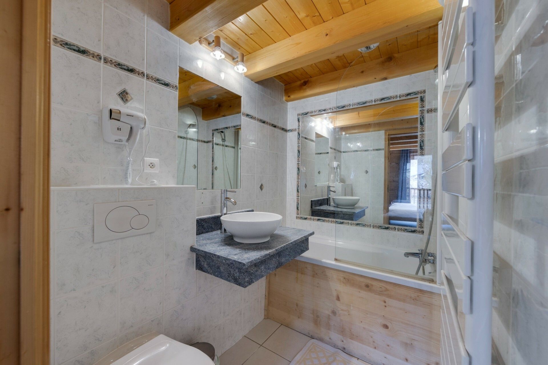 Hus i Val-d'Isere, Auvergne-Rhône-Alpes 11129287