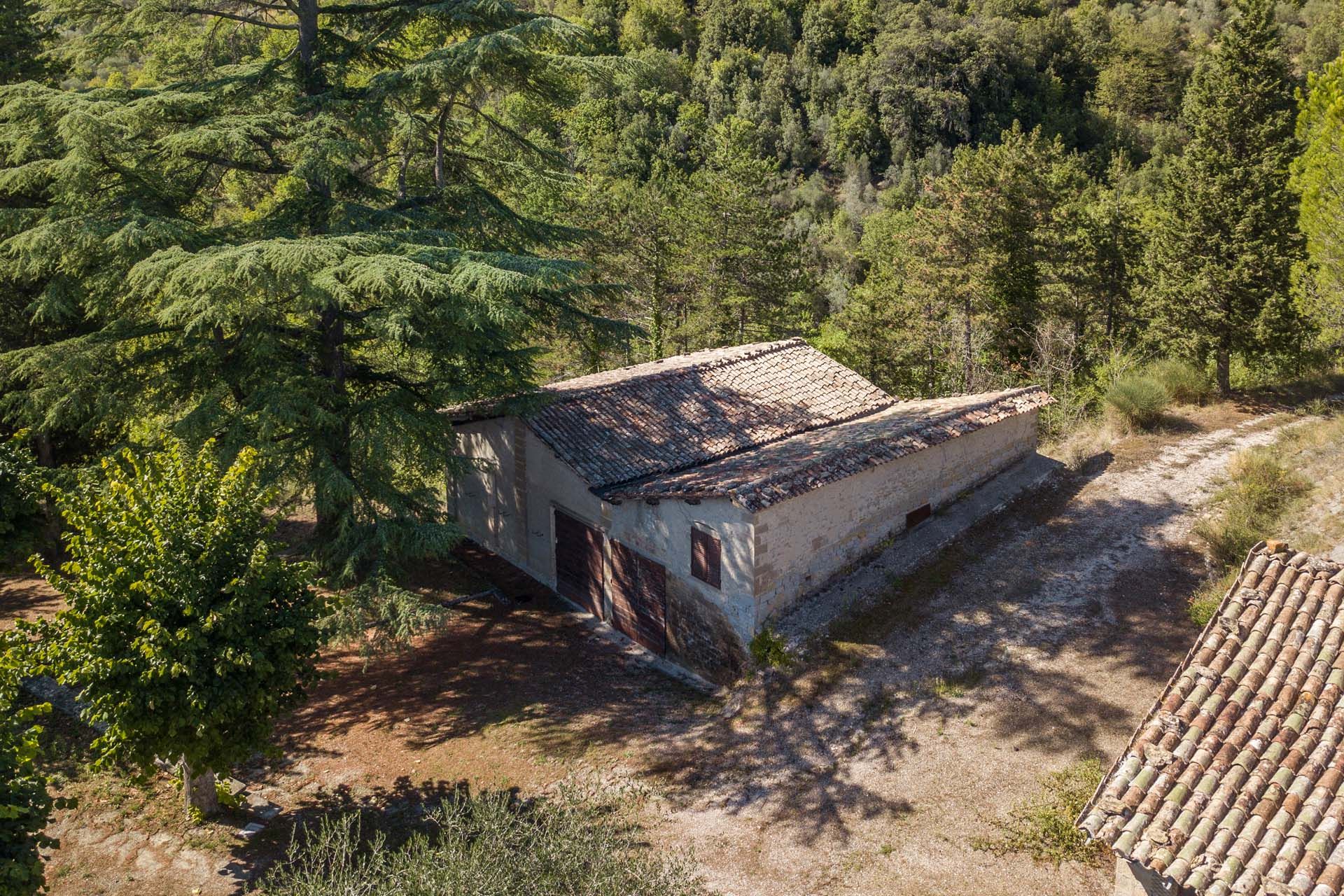 Rumah di Il Poggio, Umbria 11129641