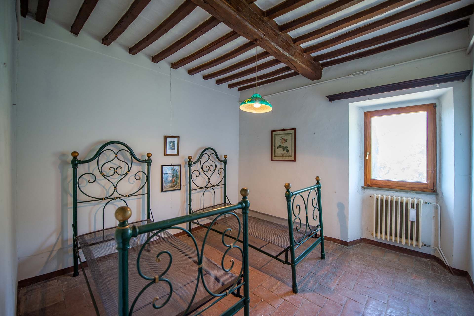 Rumah di Il Poggio, Umbria 11129641