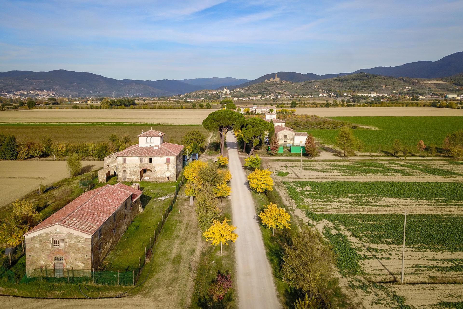 Sprzedaż detaliczna w Castiglion Fiorentino, Tuscany 11129664