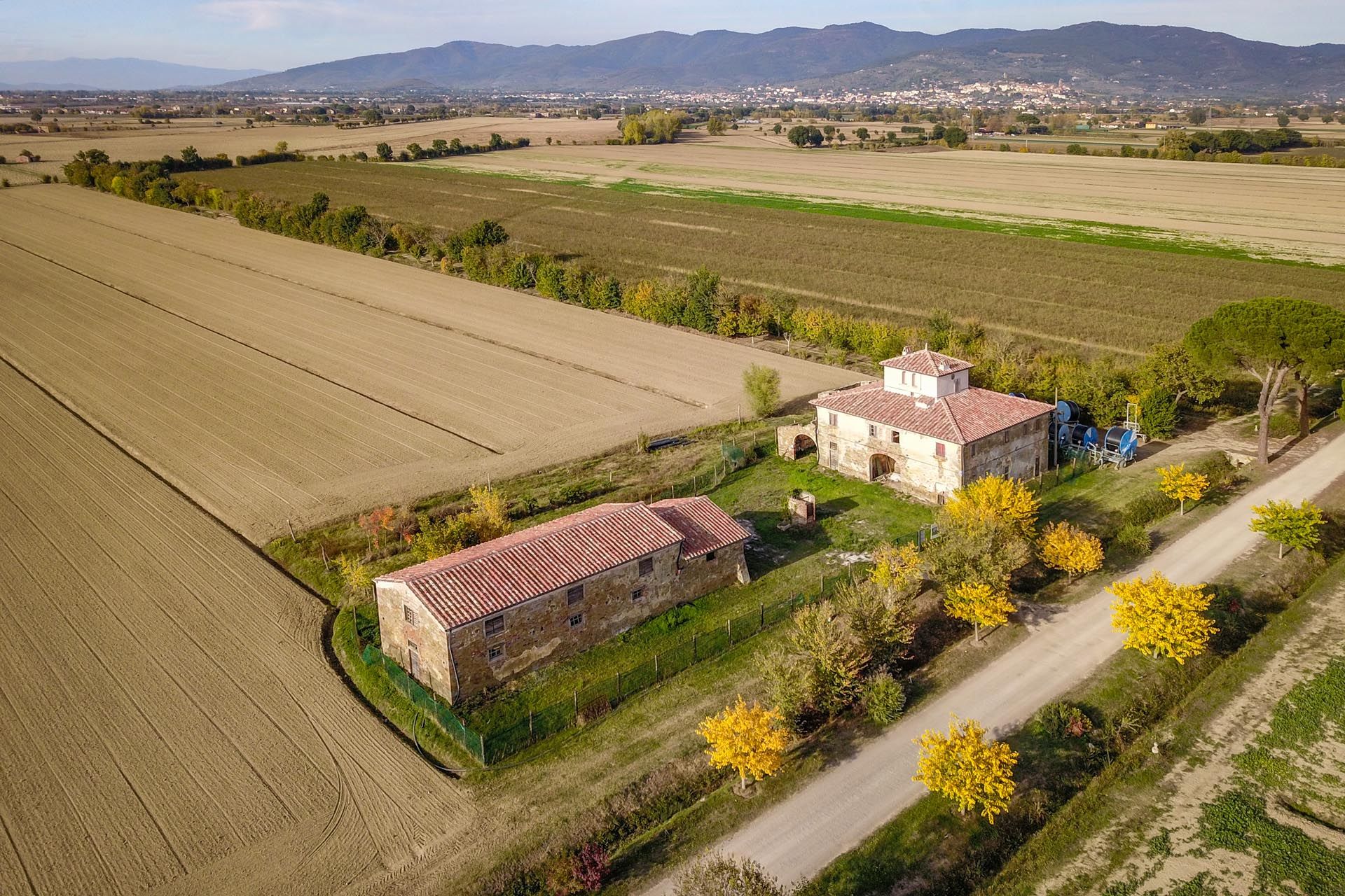 Sprzedaż detaliczna w Castiglion Fiorentino, Tuscany 11129664