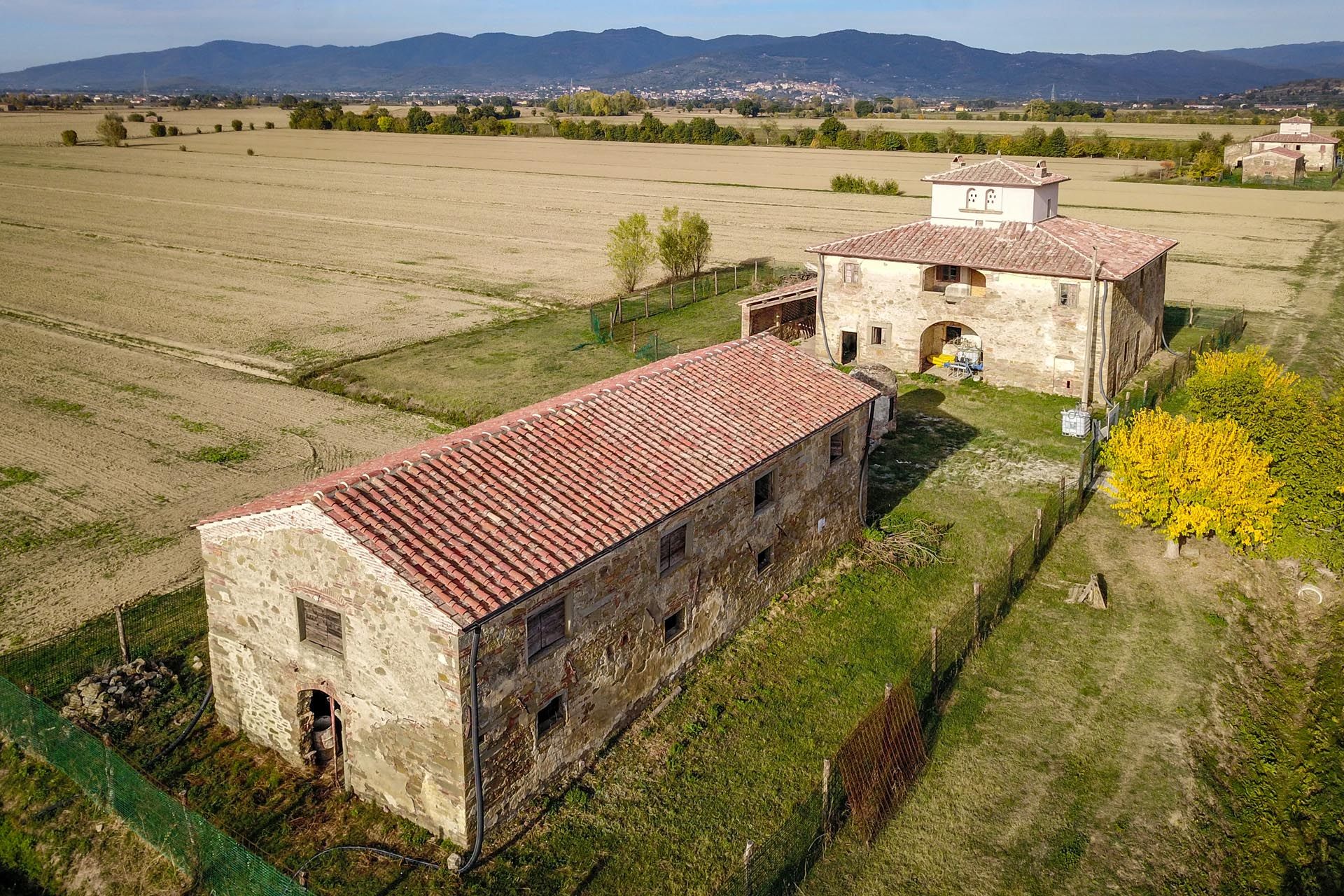 Sprzedaż detaliczna w Castiglion Fiorentino, Tuscany 11129664