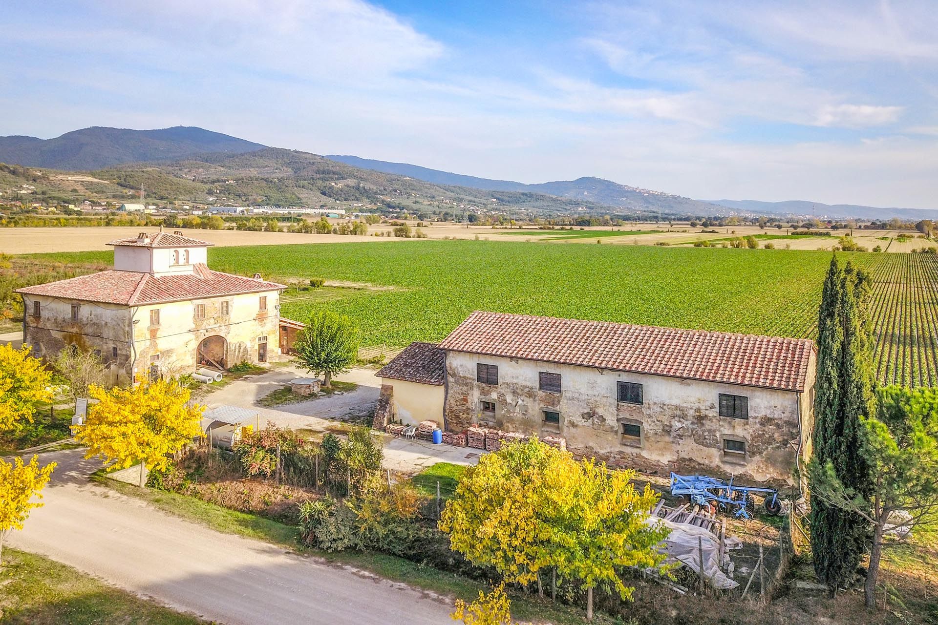 Sprzedaż detaliczna w Castiglion Fiorentino, Tuscany 11129664