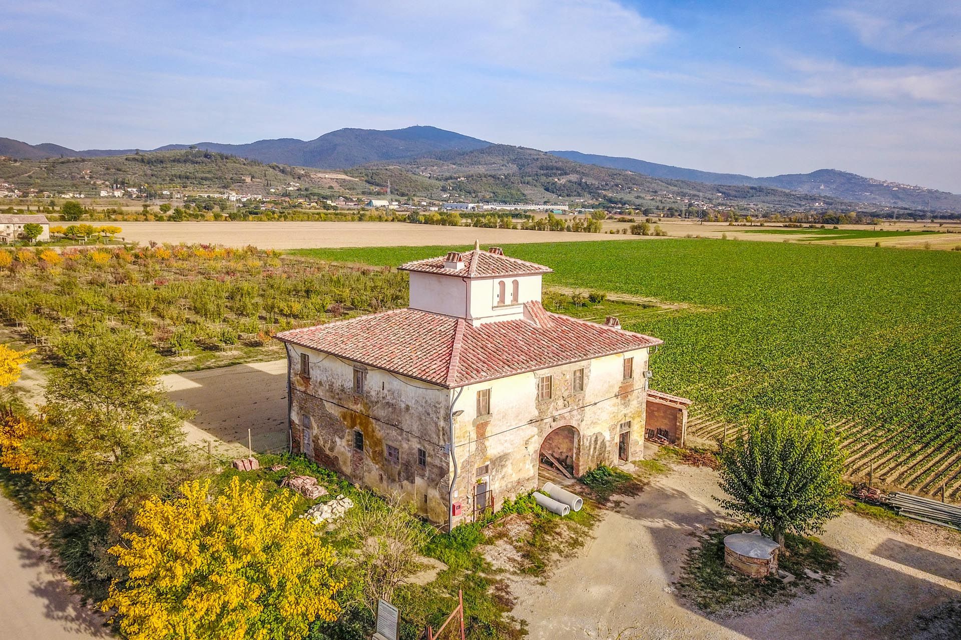 Sprzedaż detaliczna w Castiglion Fiorentino, Tuscany 11129664