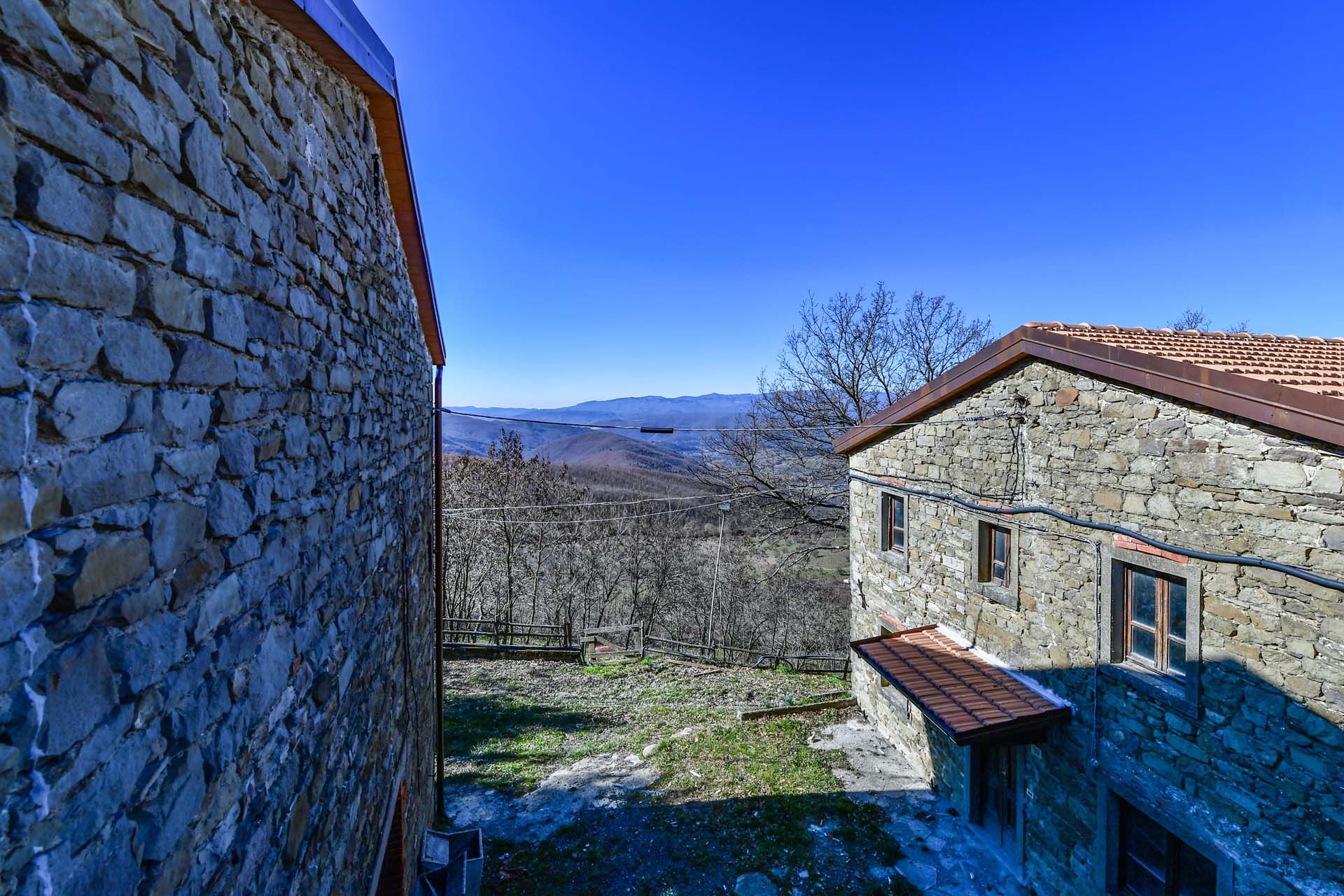 Rumah di Chiusi della Verna, Tuscany 11129682