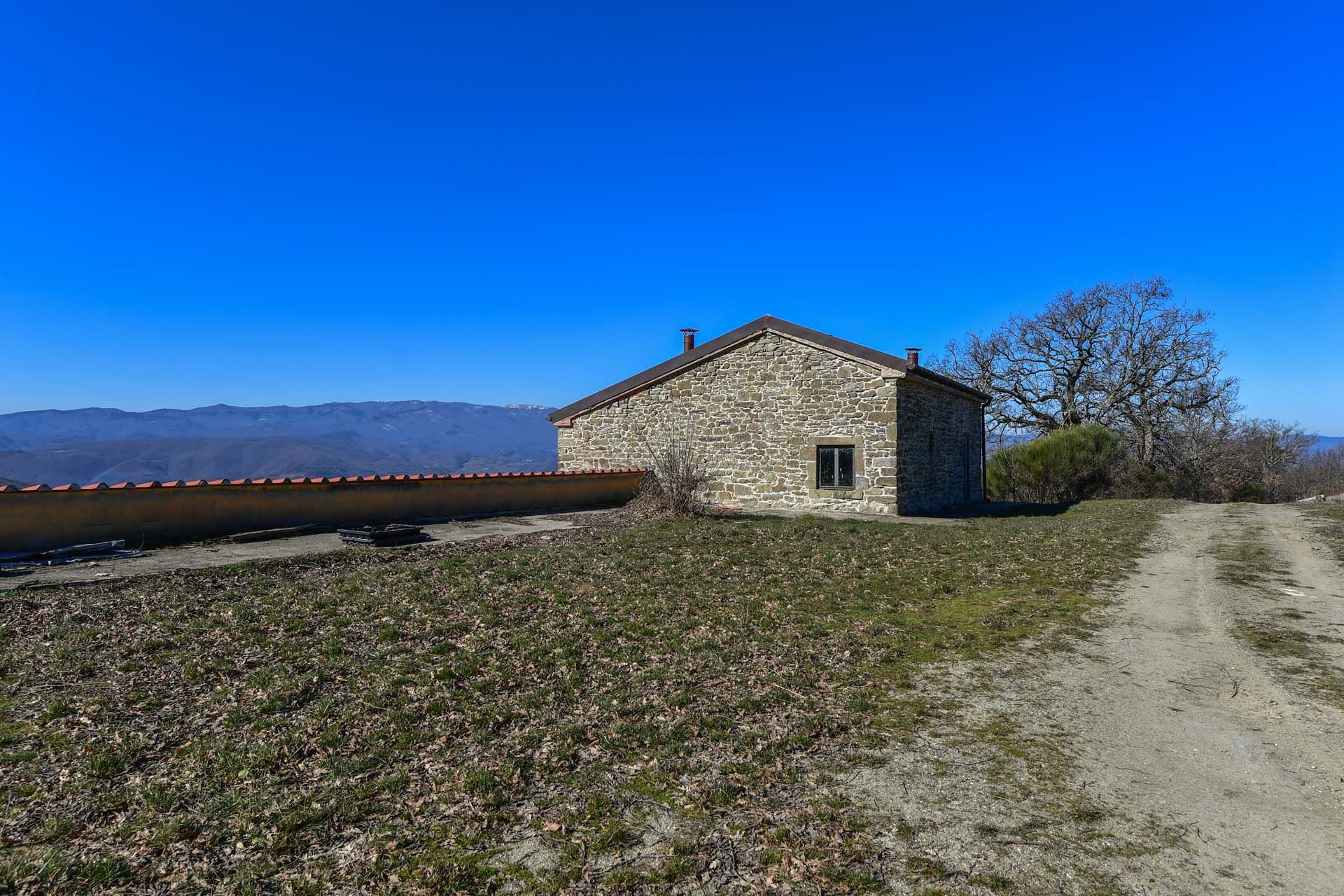 Rumah di Chiusi della Verna, Tuscany 11129682