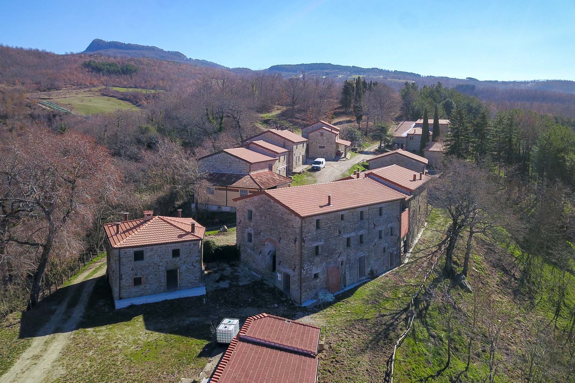 Talo sisään Chiusi della Verna, Tuscany 11129682