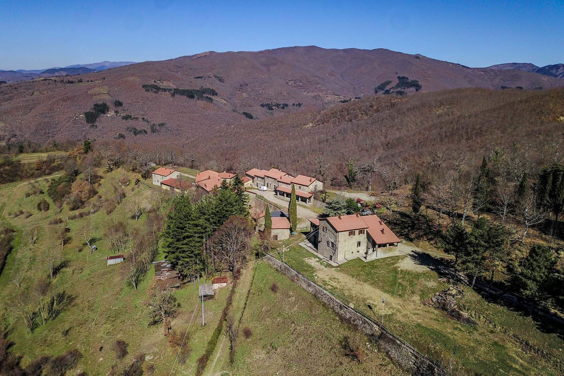 жилой дом в Chiusi della Verna, Tuscany 11129682