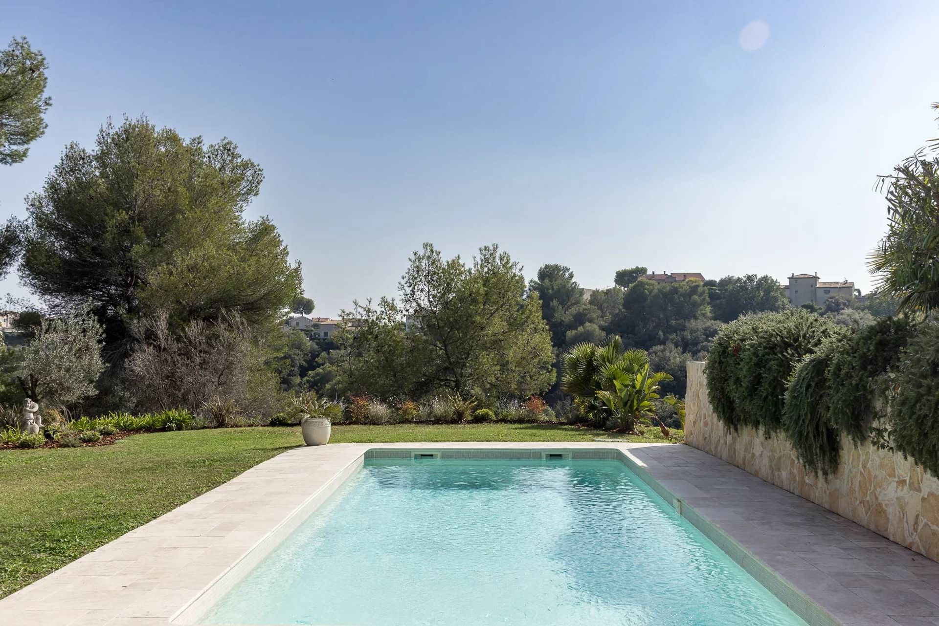 casa en Saint-Paul-de-Vence, Provence-Alpes-Côte d'Azur 11129719