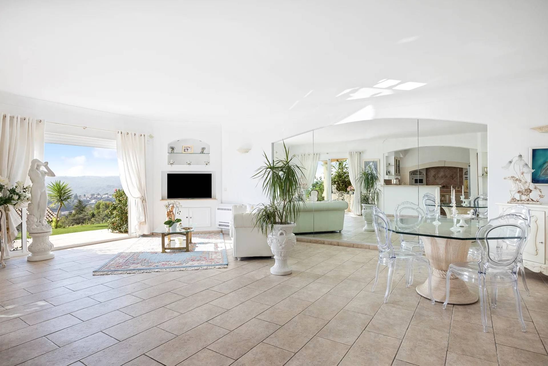 House in Cagnes-sur-Mer, Provence-Alpes-Côte d'Azur 11129720