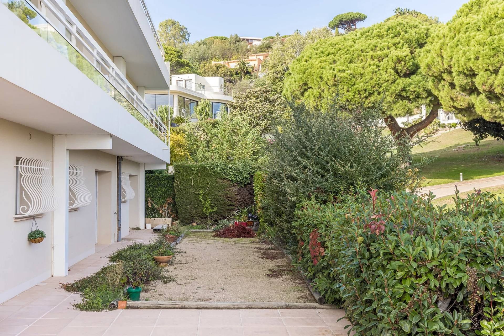 عمارات في Cannes, Provence-Alpes-Côte d'Azur 11129733