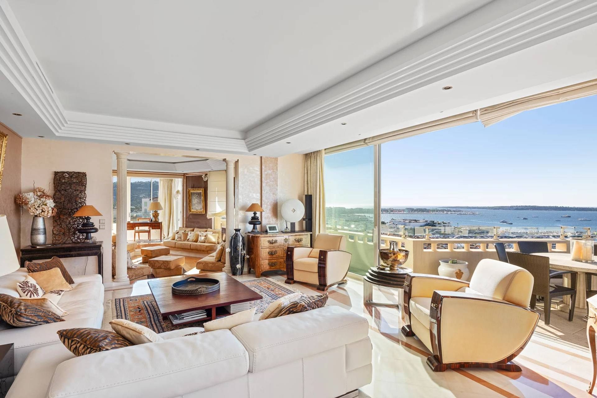 Condominio nel Cannes, Provence-Alpes-Côte d'Azur 11129734