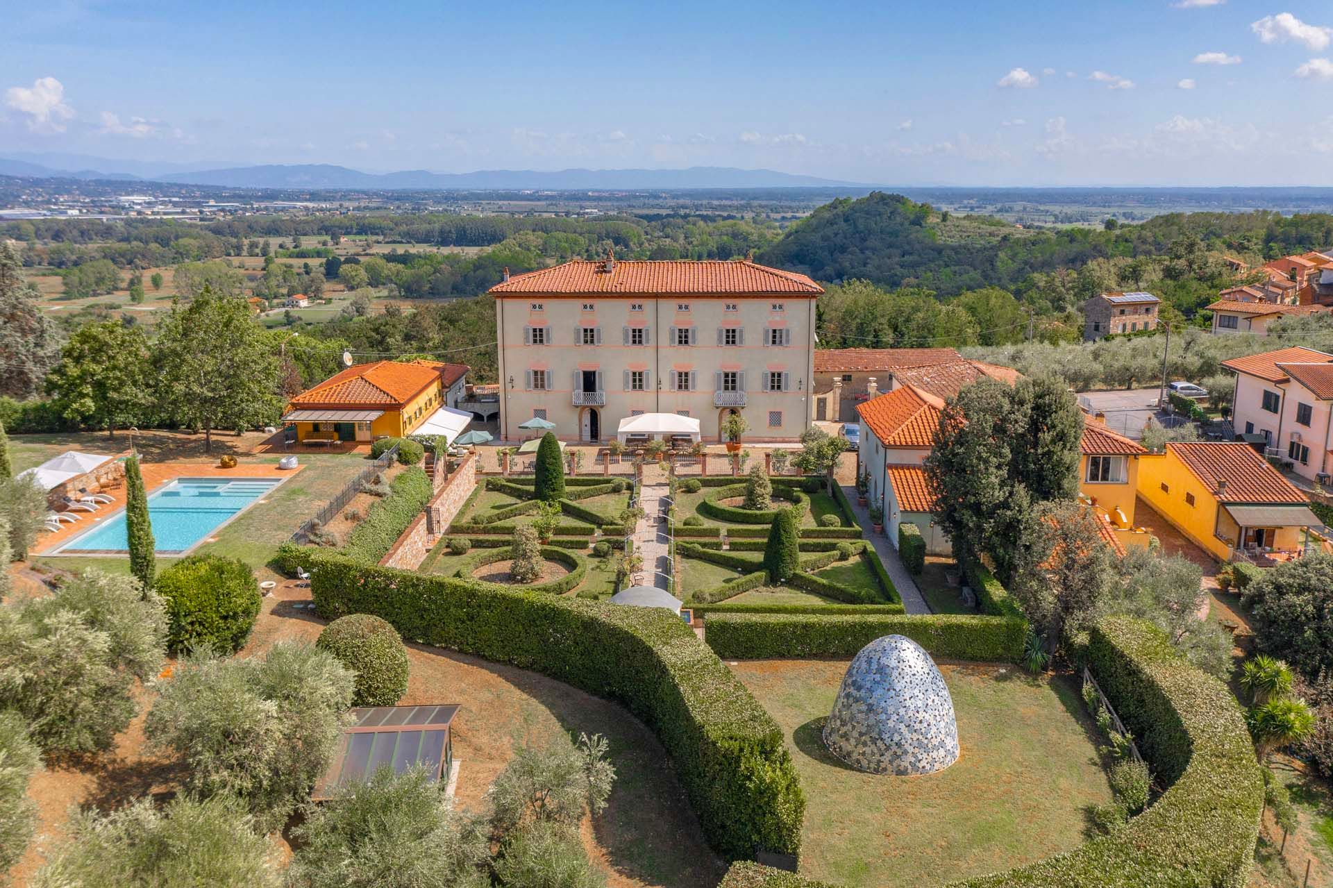 بيت في Lucca, Tuscany 11129744