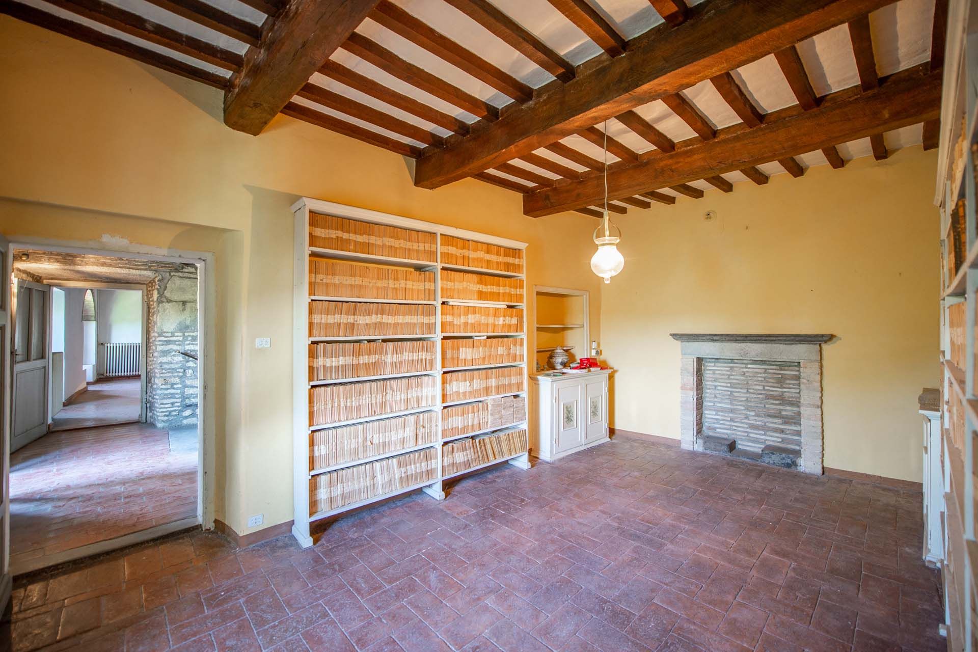 Rumah di Il Poggio, Umbria 11129834