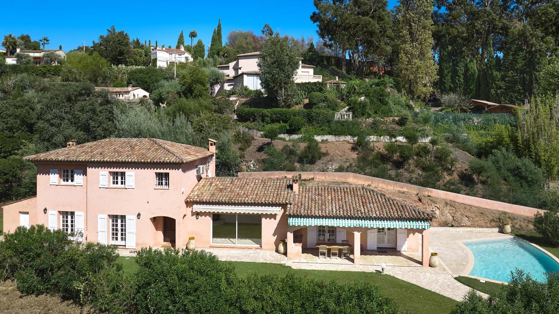 Rumah di Les Termes, Provence-Alpes-Cote d'Azur 11129902