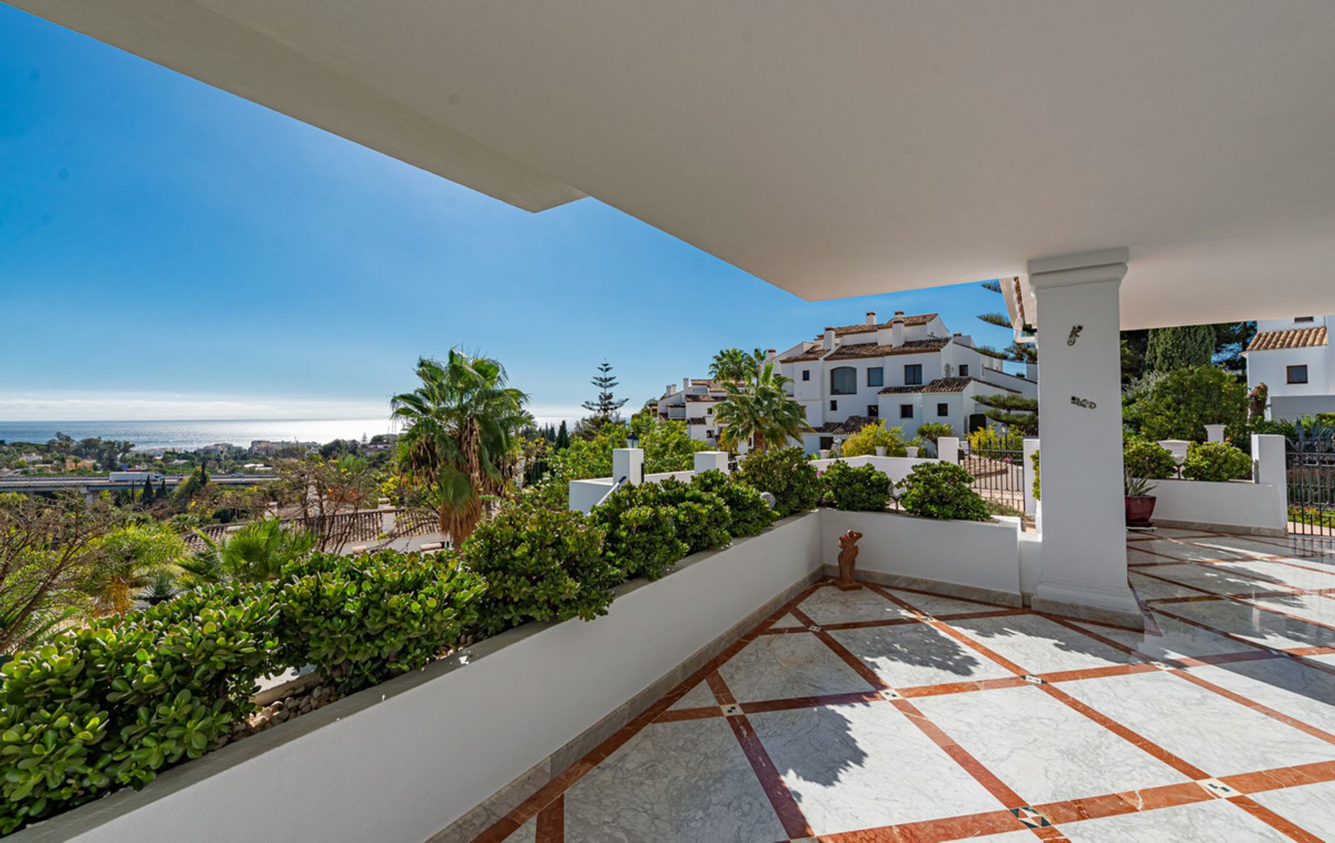 Condominio en Marbella, Andalucía 11130414