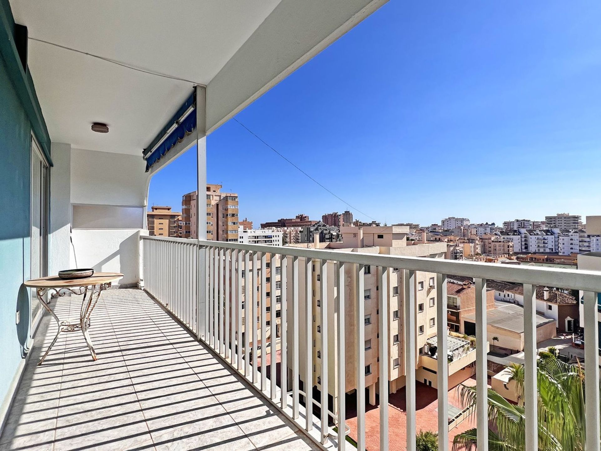 Condominium dans Santa Fe de los Boliches, Andalousie 11130420