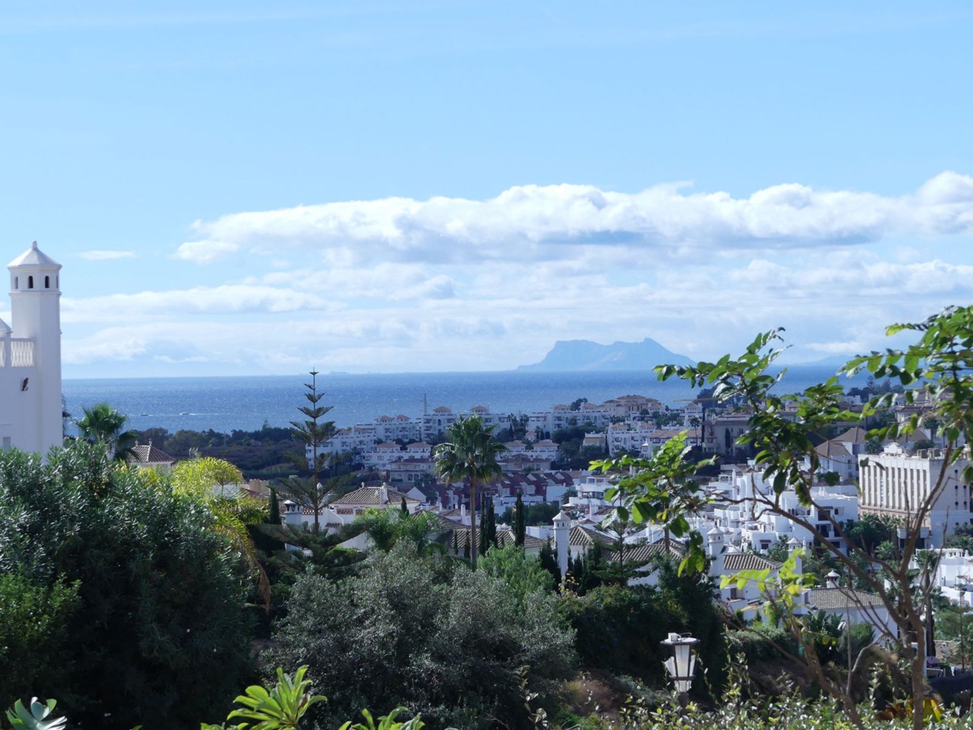 Eigentumswohnung im Estepona, Andalusien 11130881