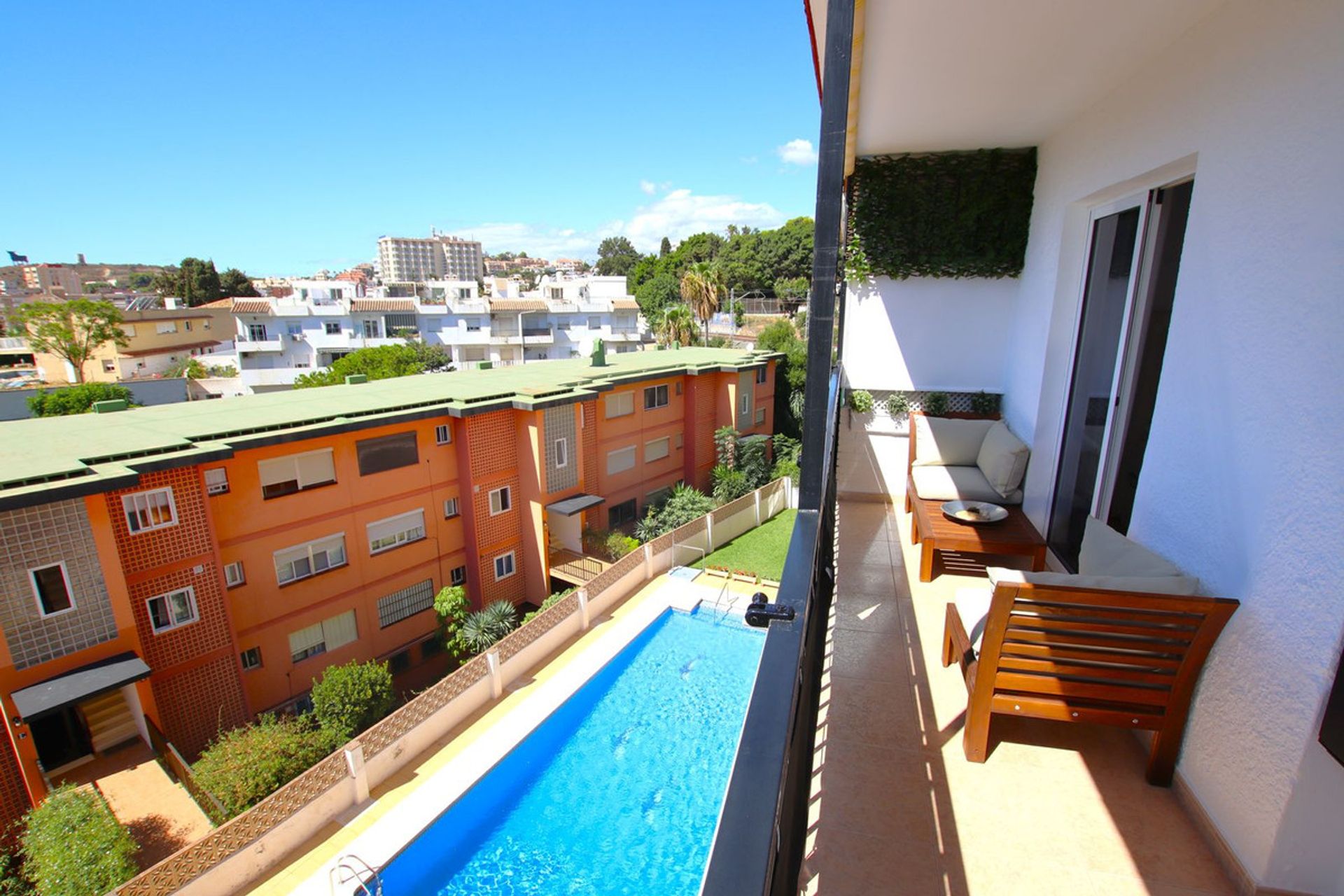 Condominium in Fuengirola, Andalucía 11131177