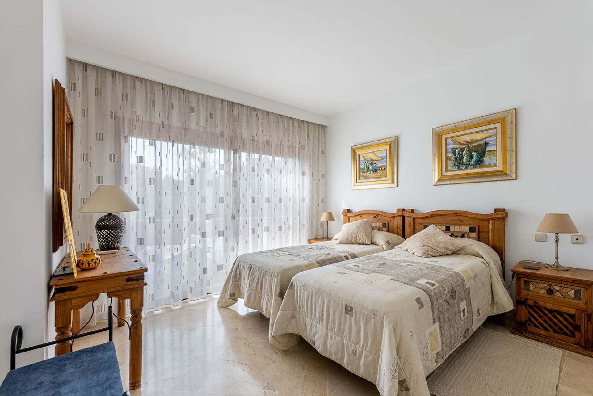 Condominium in , Andalucía 11131409