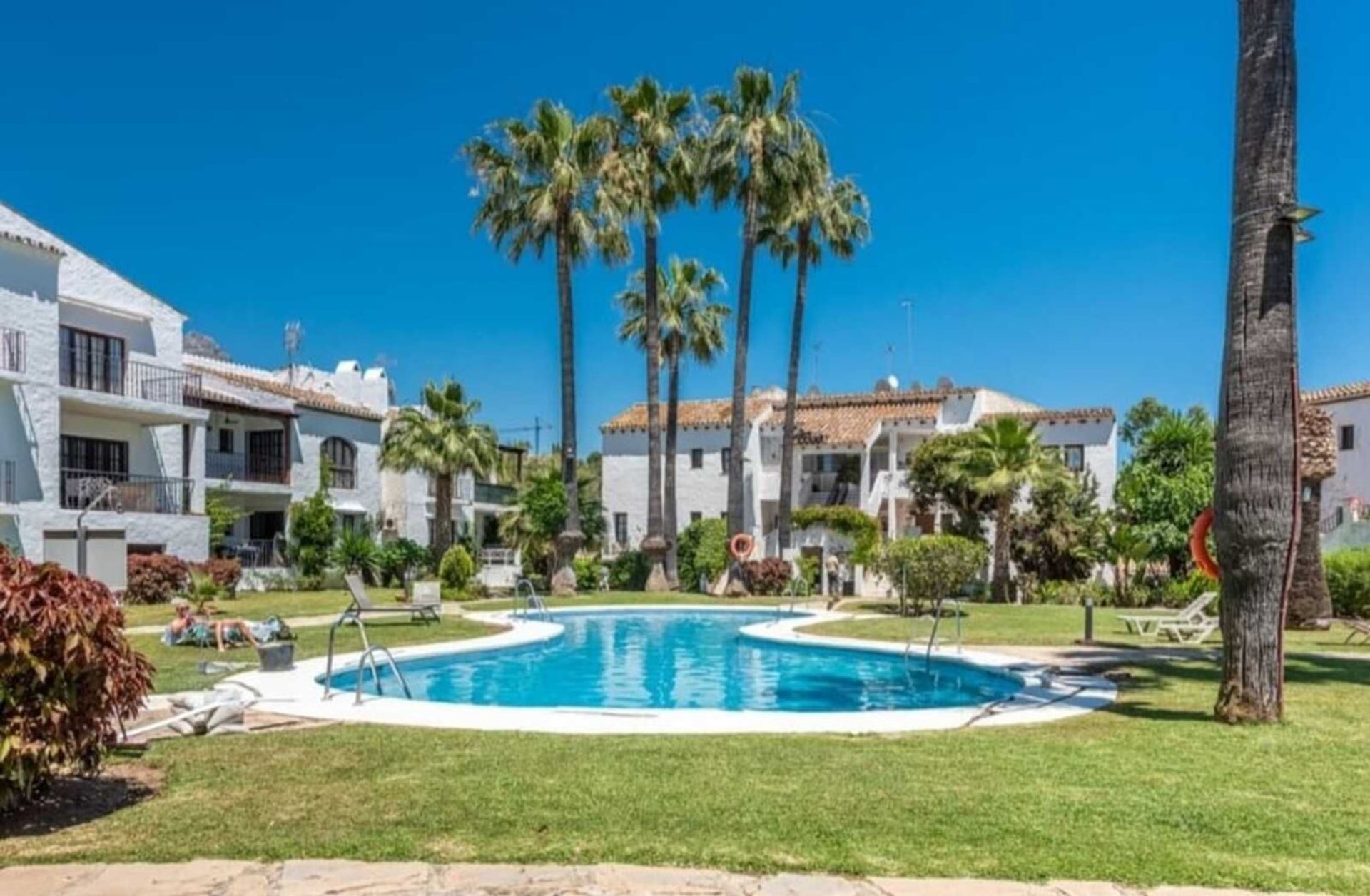 Кондоминиум в Marbella, Andalucía 11131525