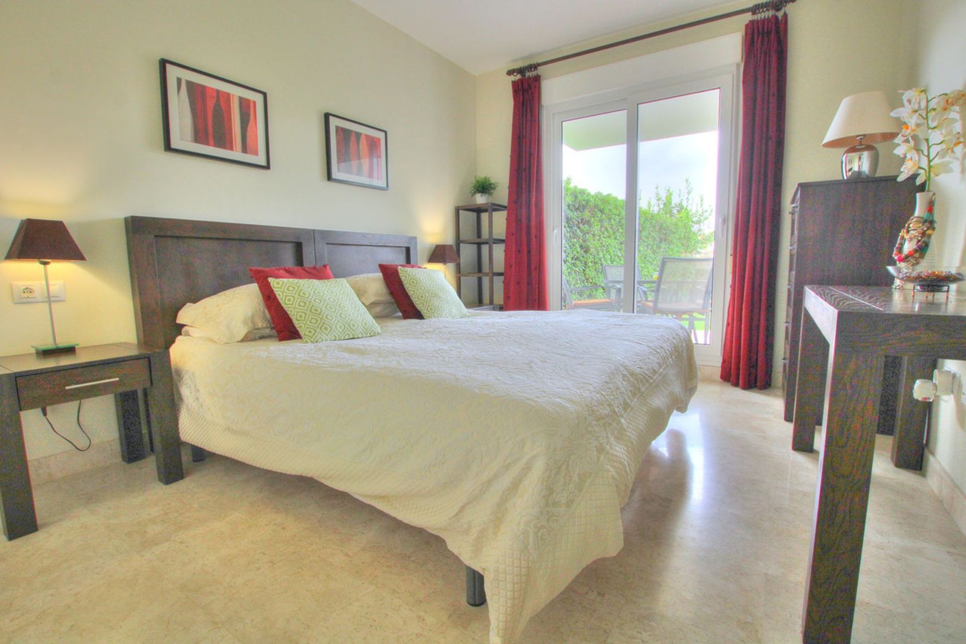 Condominium in Las Lagunas, Andalusia 11132319