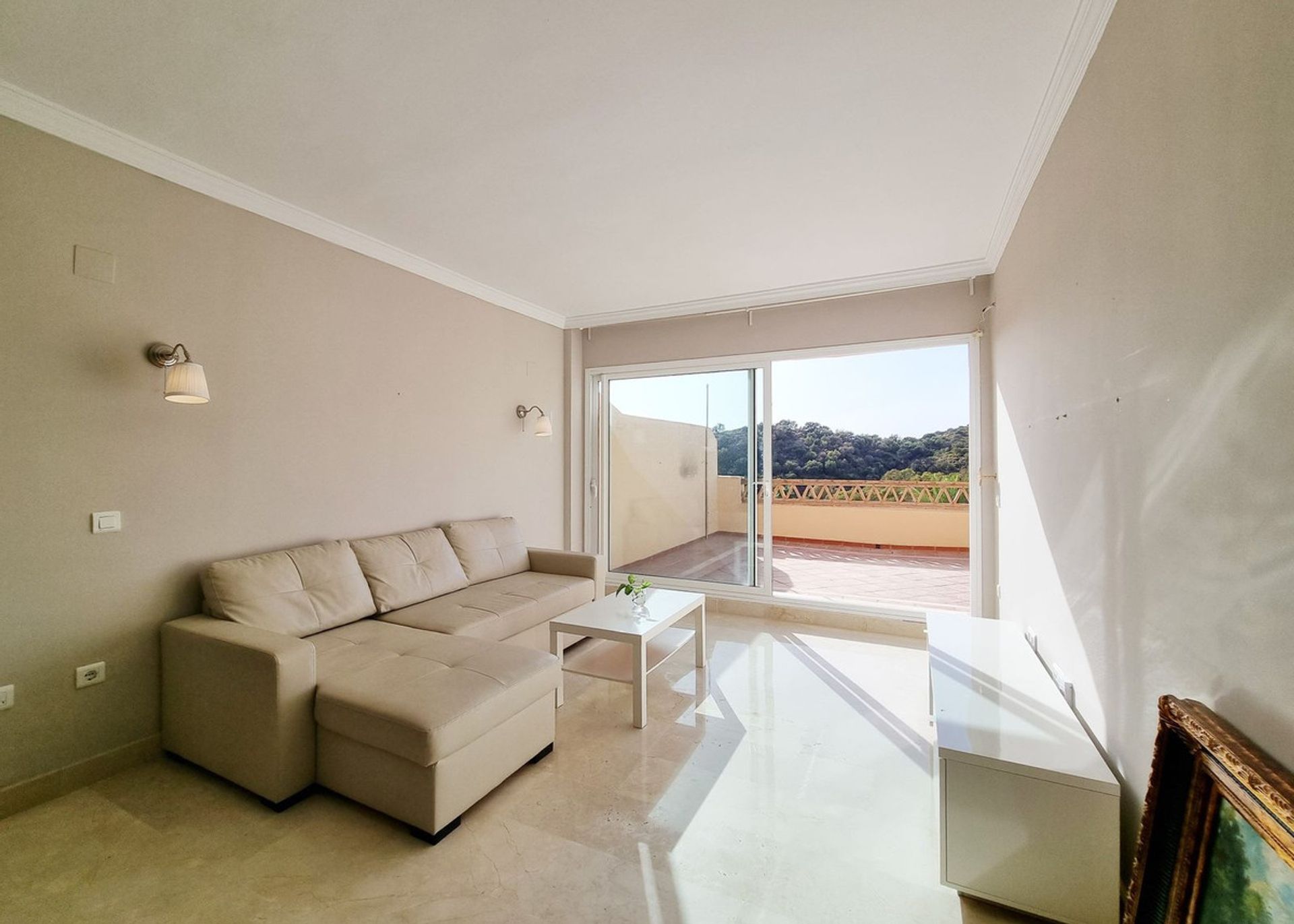 Condominium in Ojen, Andalusia 11133104