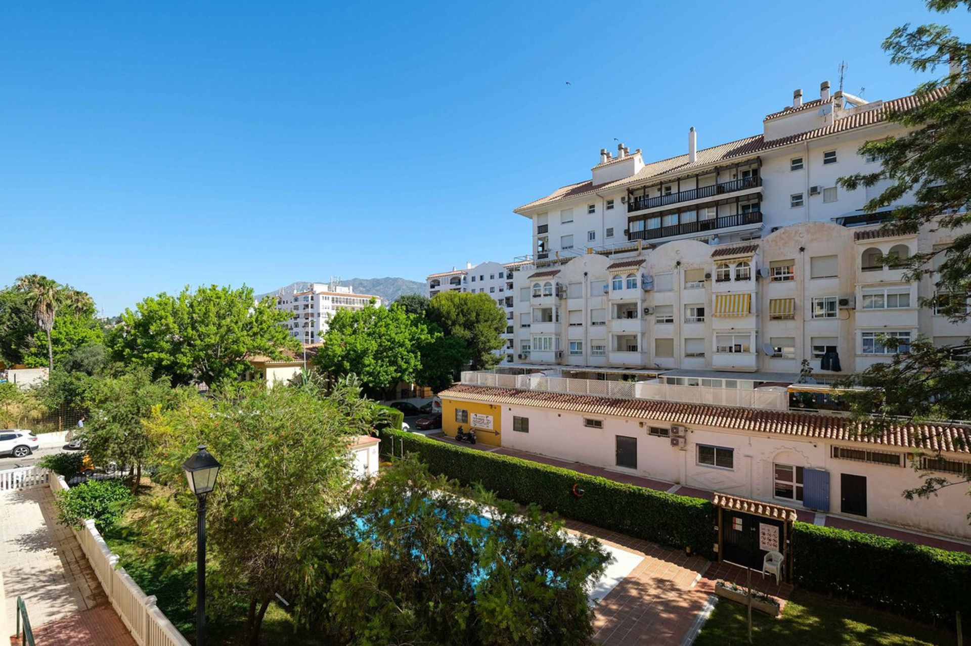 Condominium in Fuengirola, Andalucía 11133157