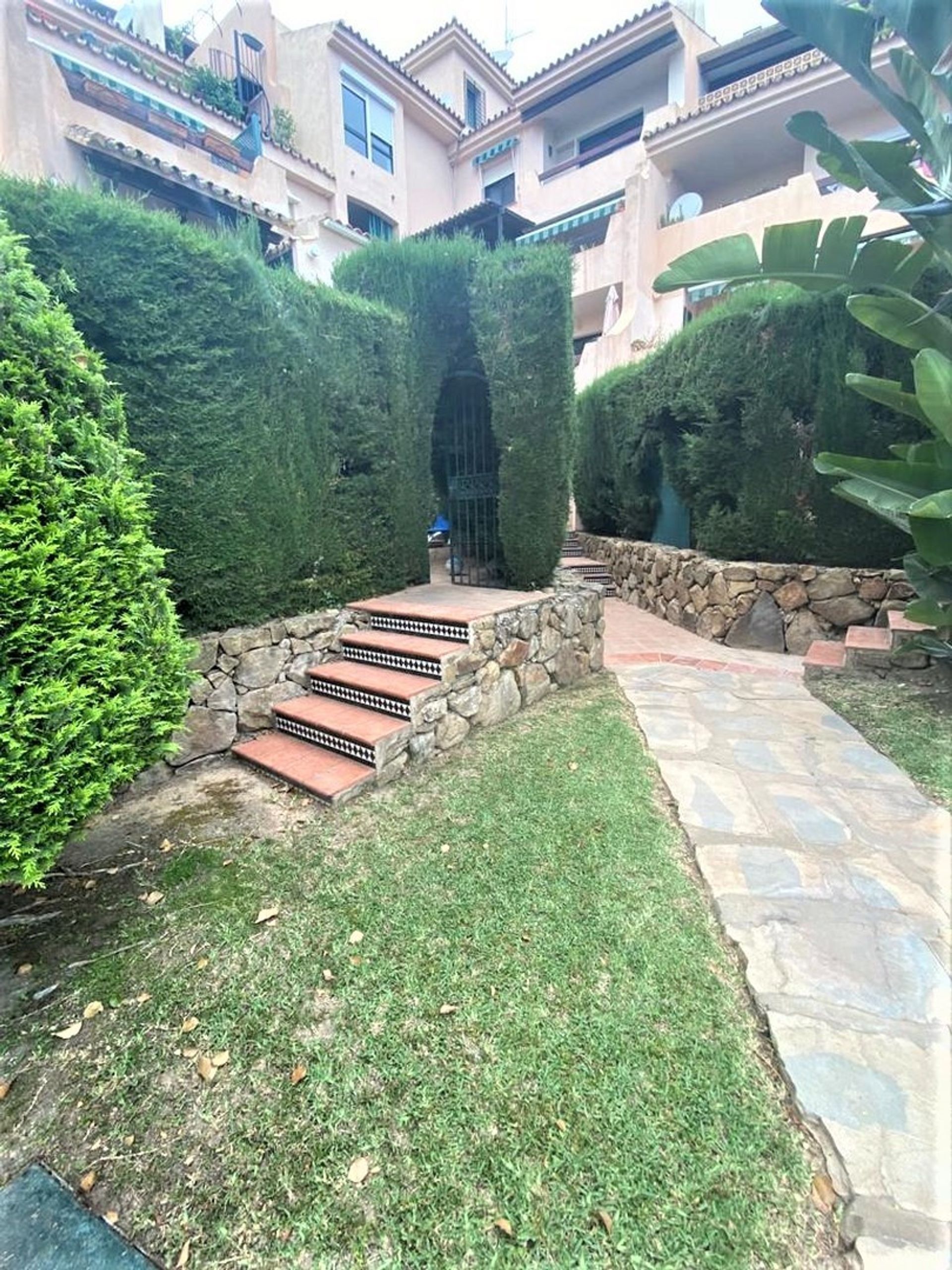 Condominio nel Estepona, Andalucía 11133389