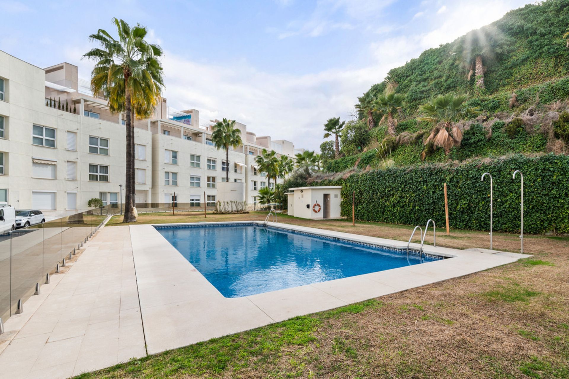 Condominium in Marbella, Andalucía 11133425