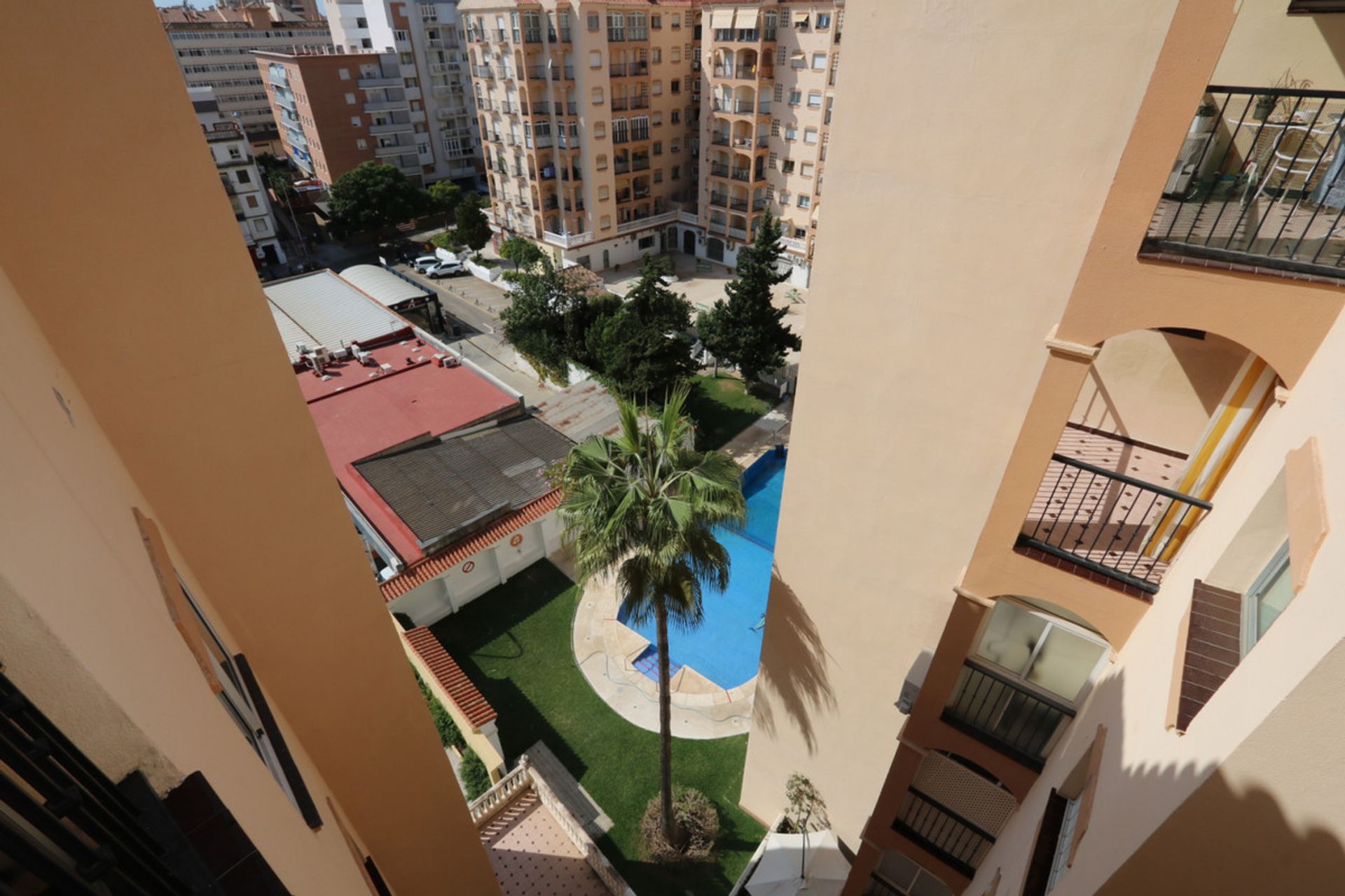 Condominio nel Fuengirola, Andalucía 11133435