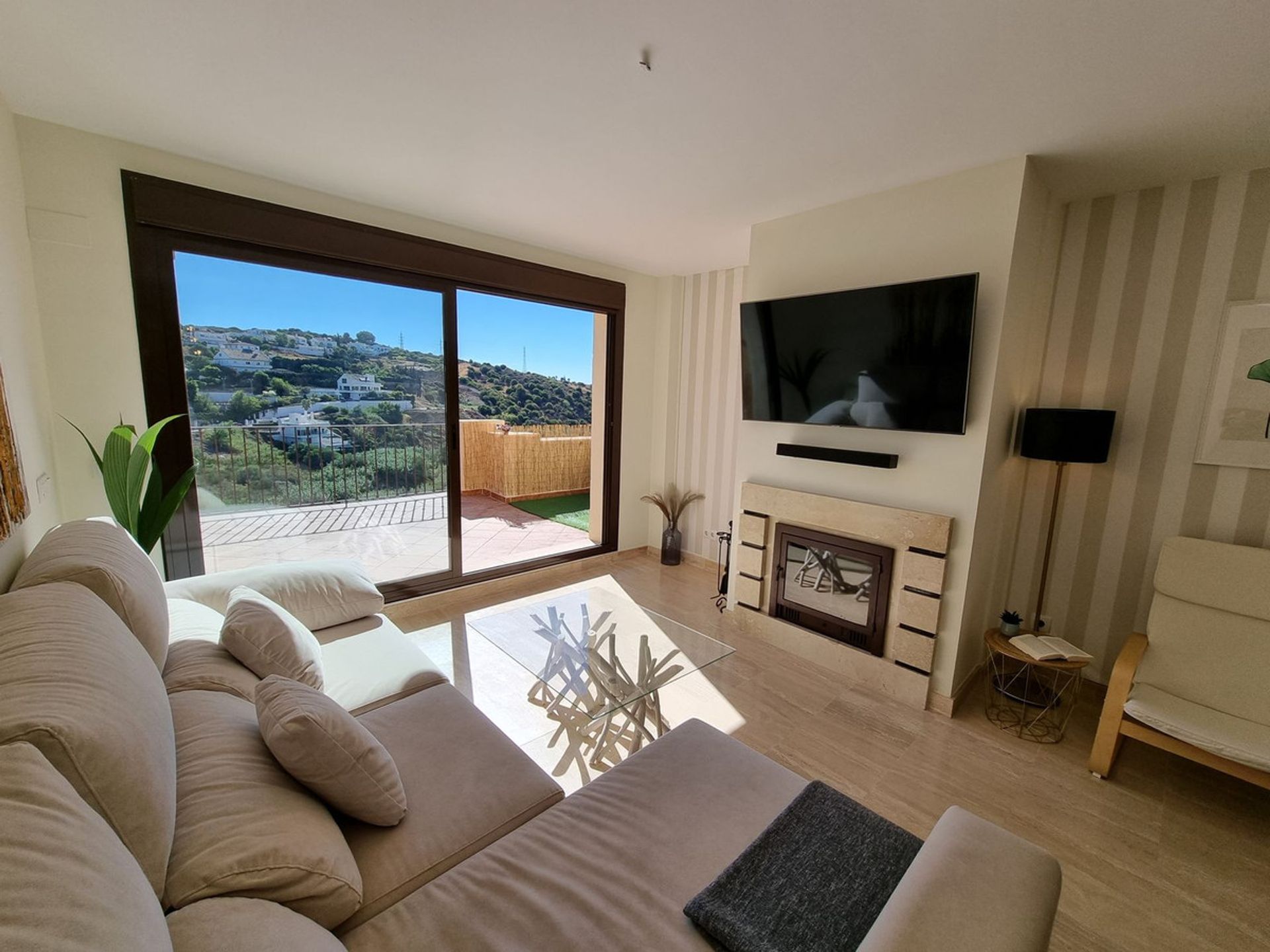 Condominium dans Estepona, Andalousie 11133610