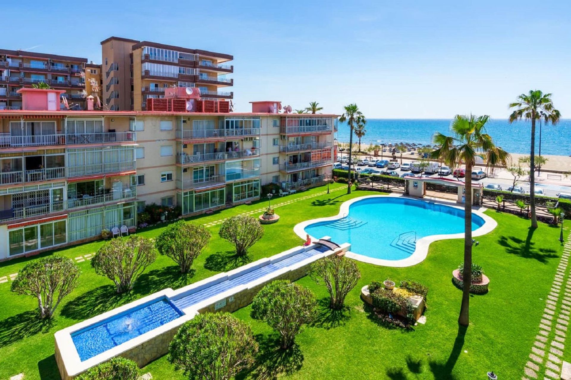 Osakehuoneisto sisään Fuengirola, Andalucía 11133699