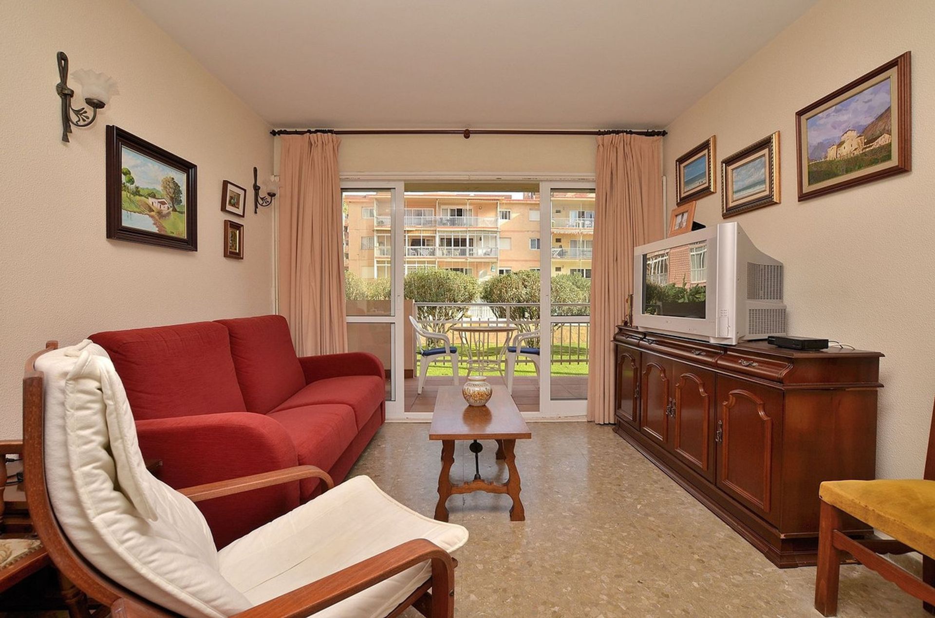 Condominium in Fuengirola, Andalucía 11133699