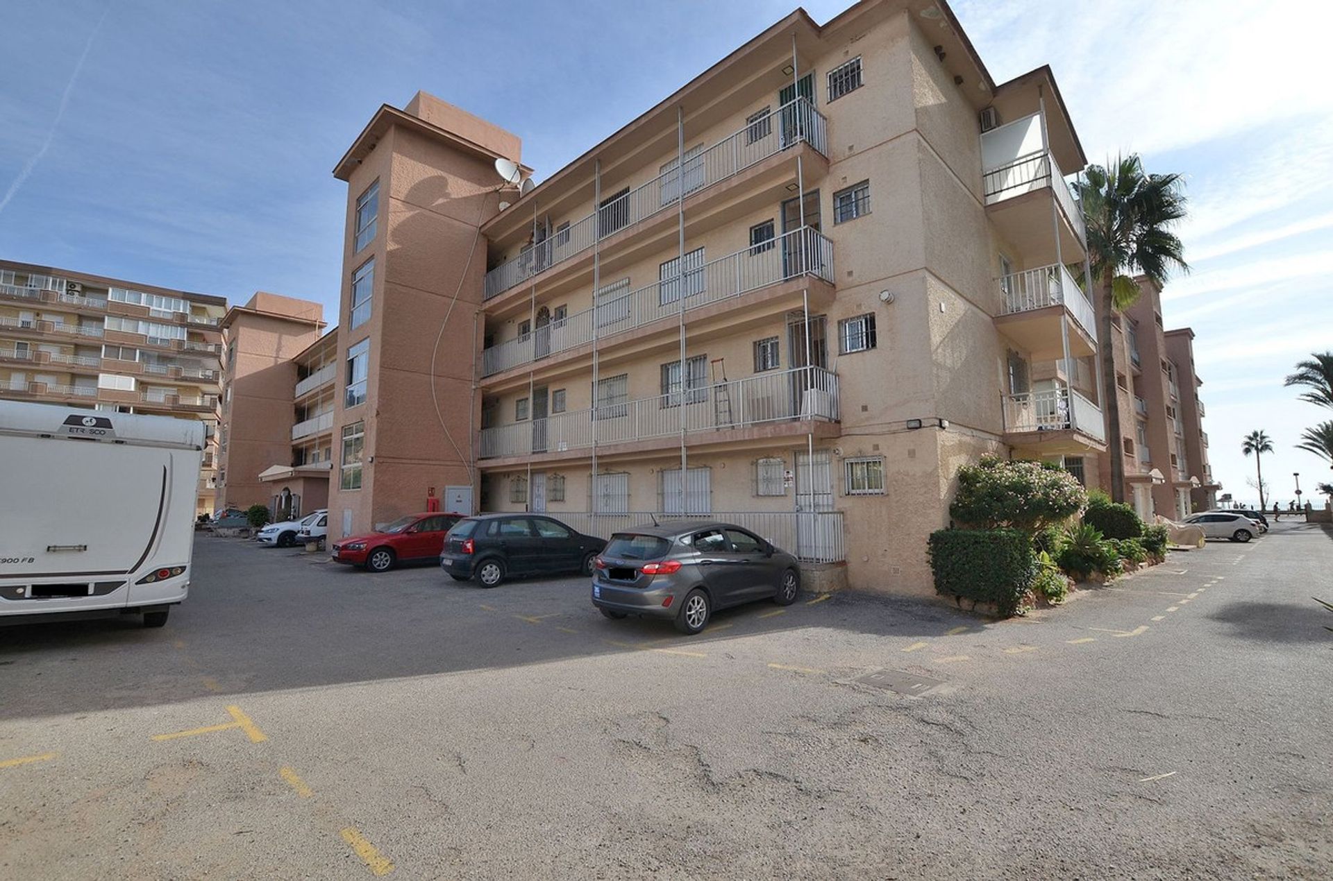 Condominium dans Fuengirola, Andalucía 11133699